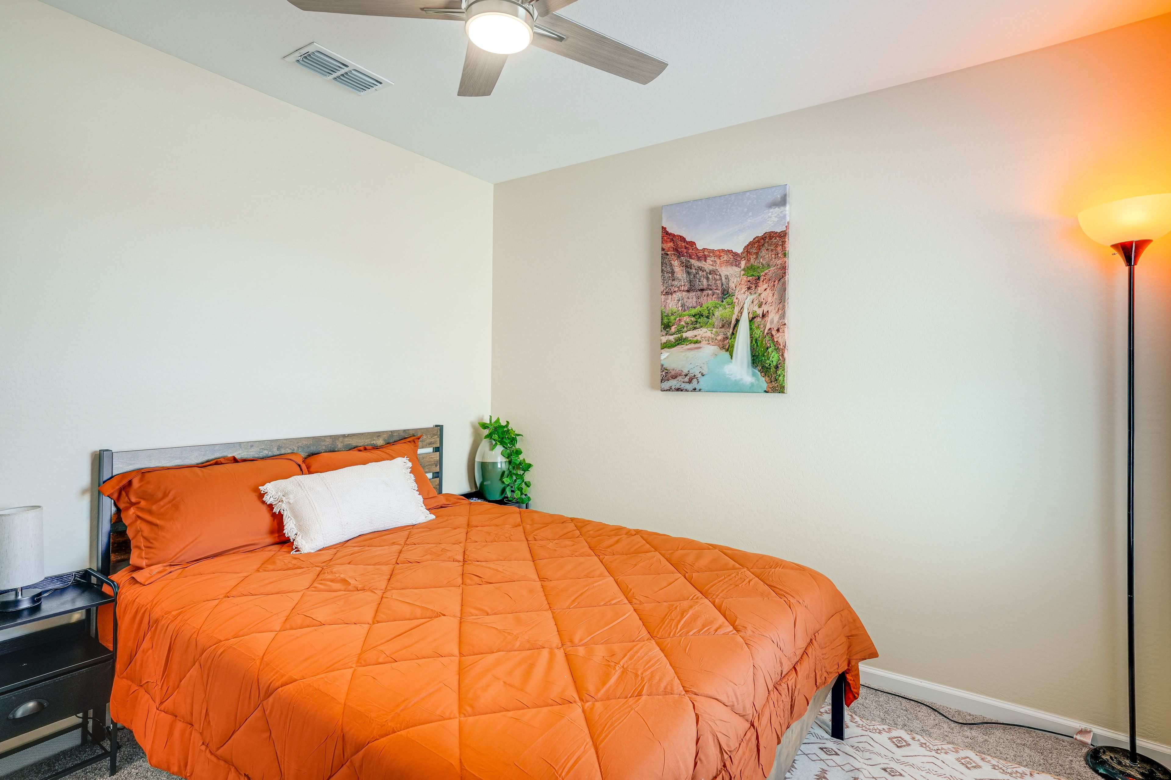 Bedroom 2 | Queen Bed | Linens Provided