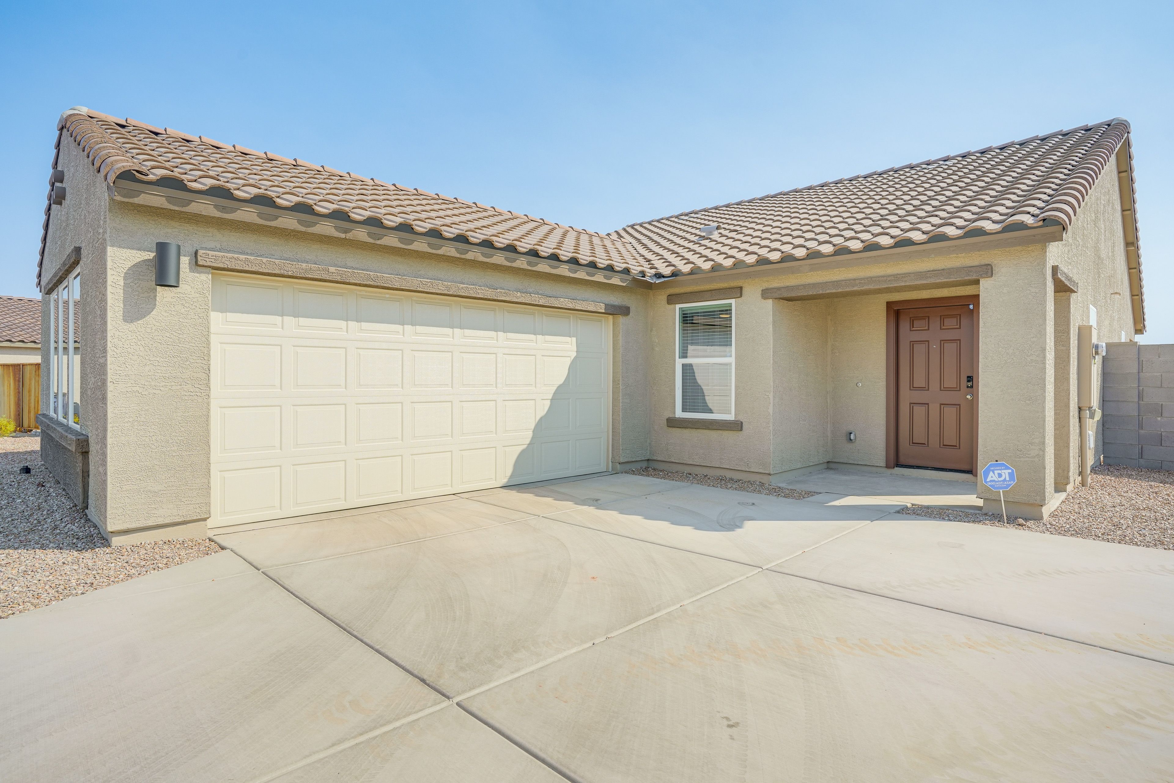 Home Exterior | Parking | Garage (2 Vehicles) | Driveway (2 Vehicles)