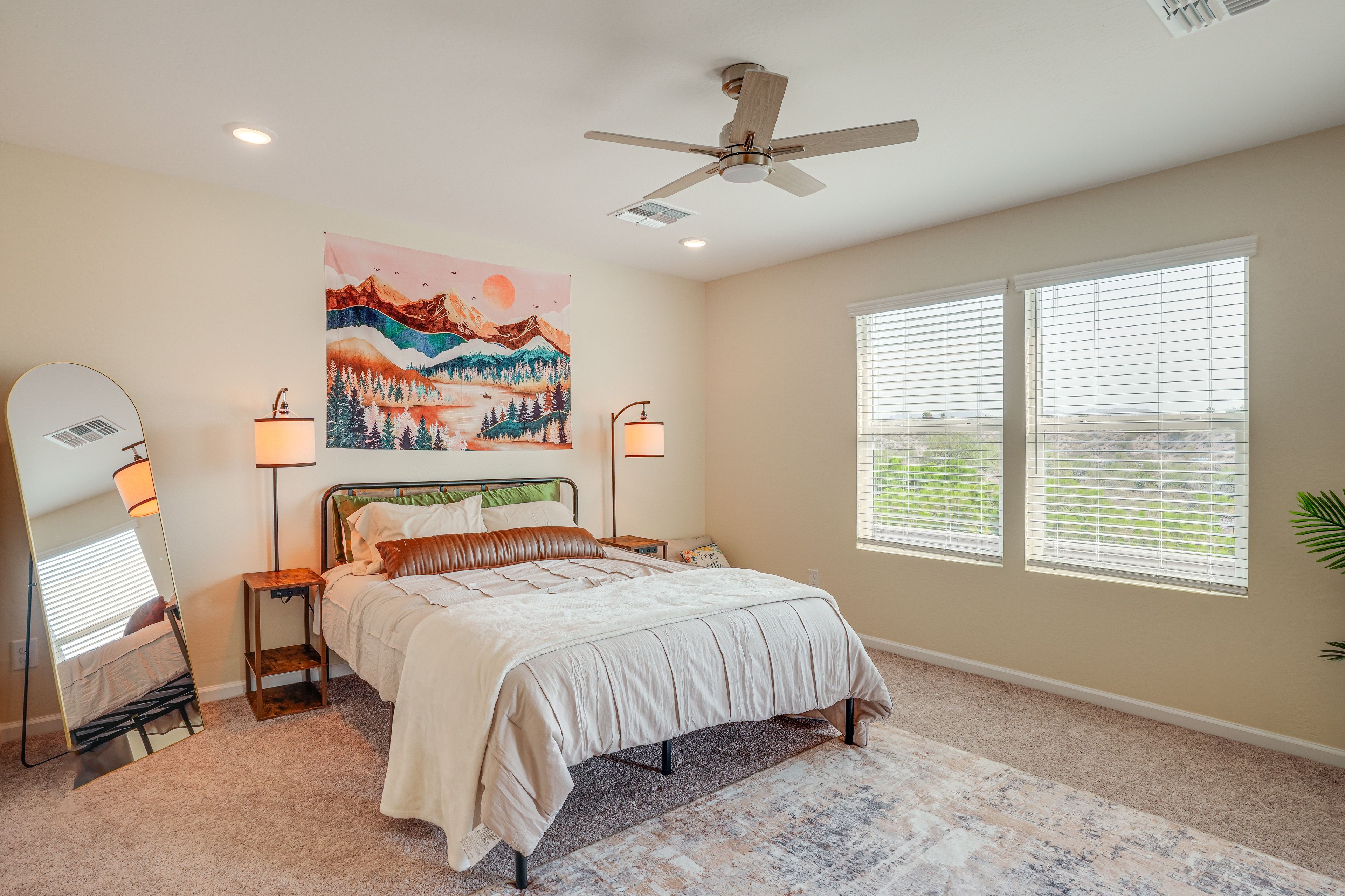 Bedroom 1 | Queen Bed | En-Suite Bathroom