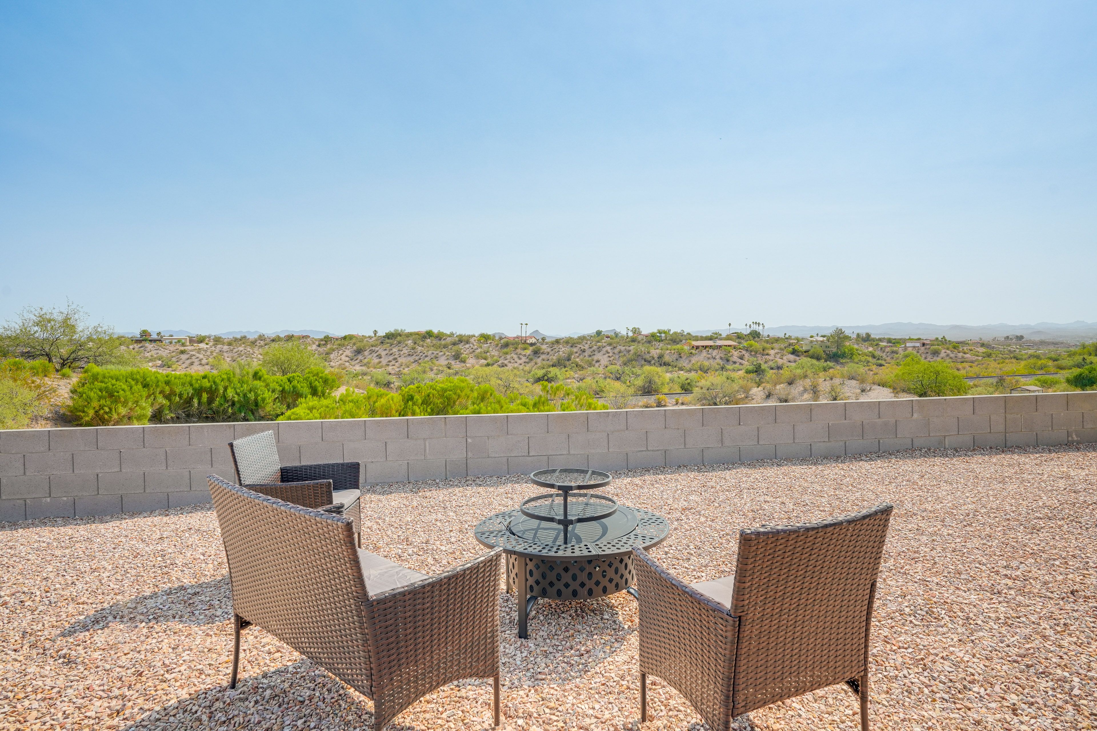 Wickenburg Vacation Rental | 3BR | 2BA | 1,376 Sq Ft | Small Step to Enter