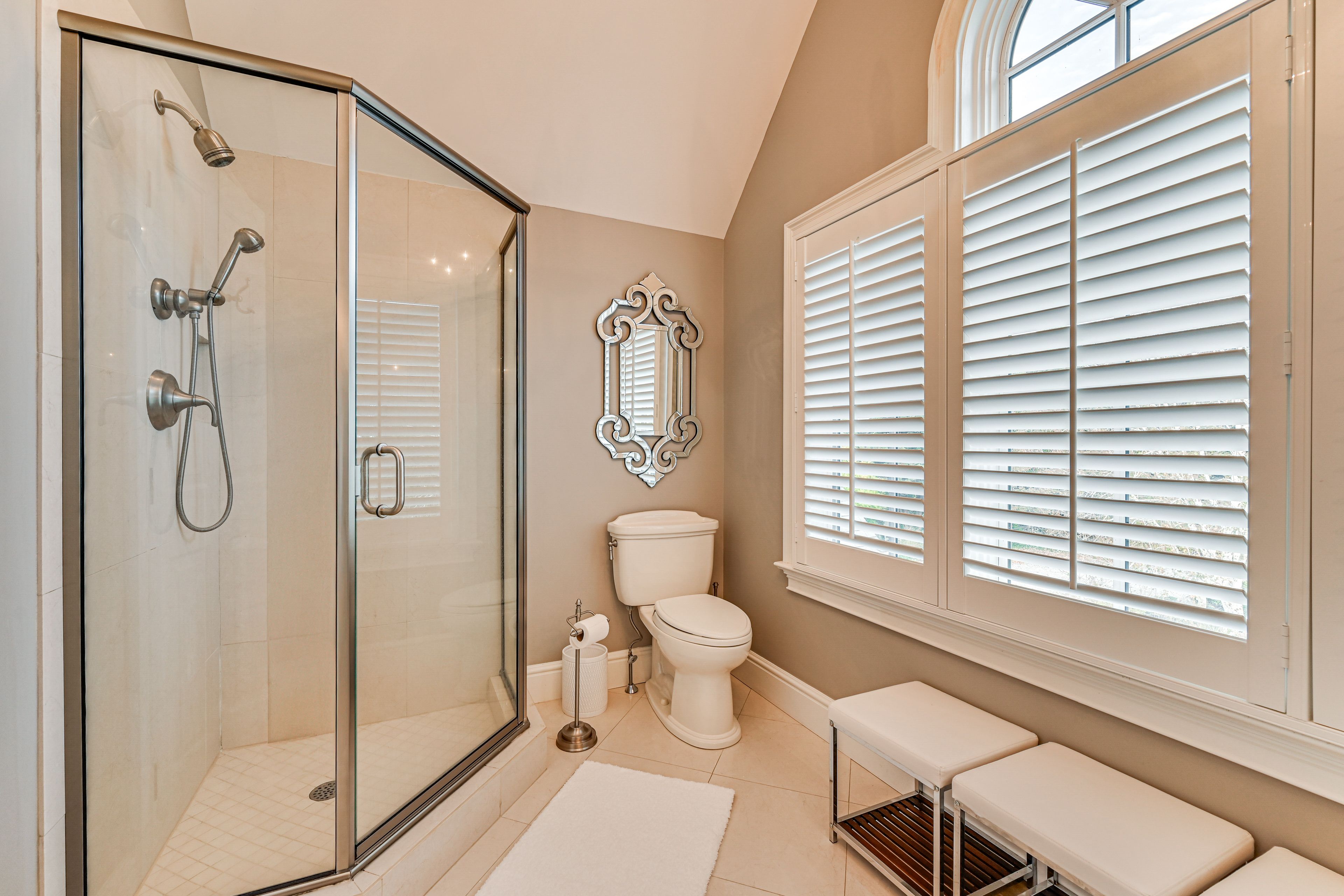 Full Bathroom | 2nd Floor