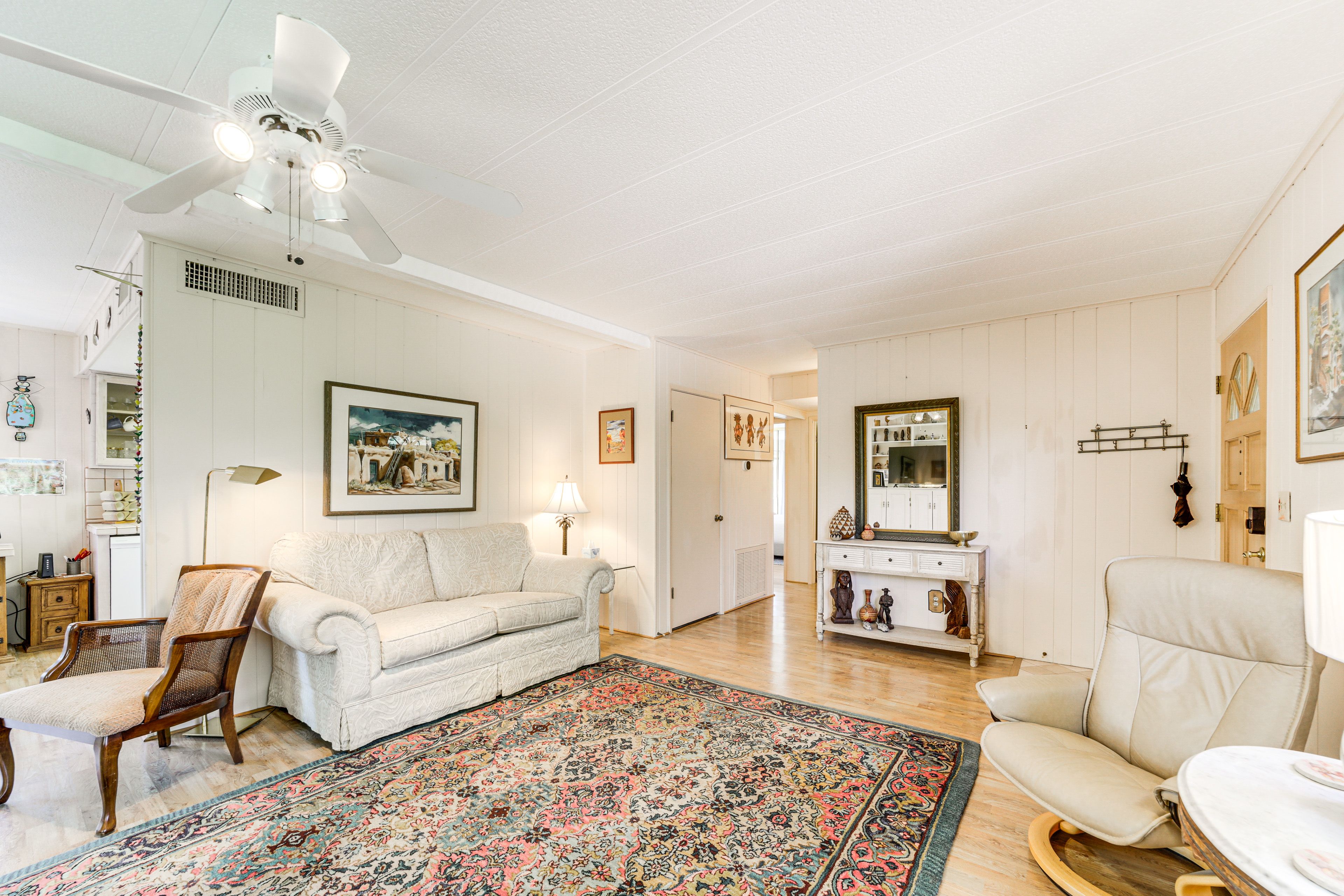 Living Room | Smart TV