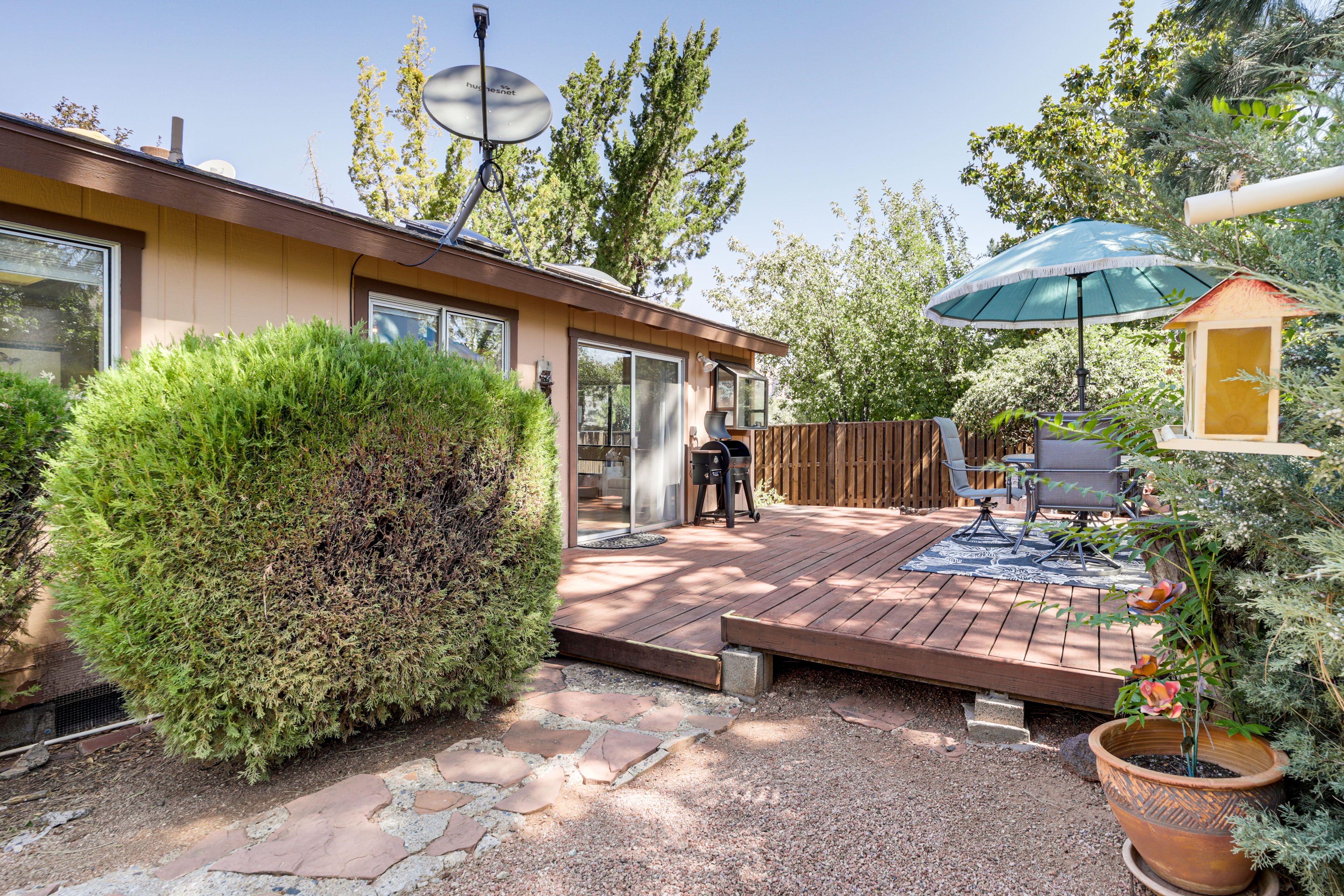 Sedona Vacation Rental | 2BR | 2BA | 1,200 Sq Ft | 2 Steps to Enter