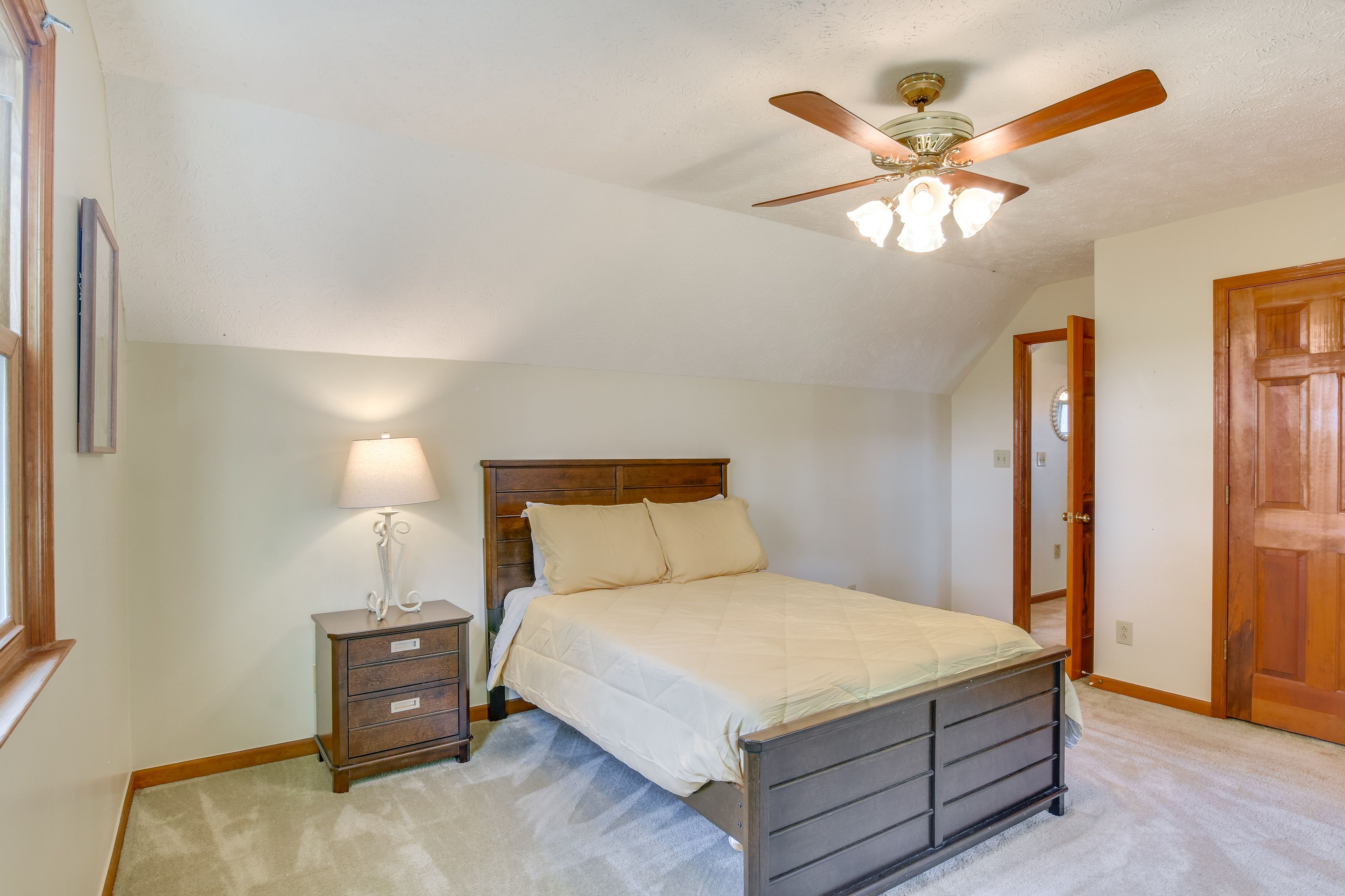 Bedroom 2 | 1st Floor | Full Bed | Linens Provided