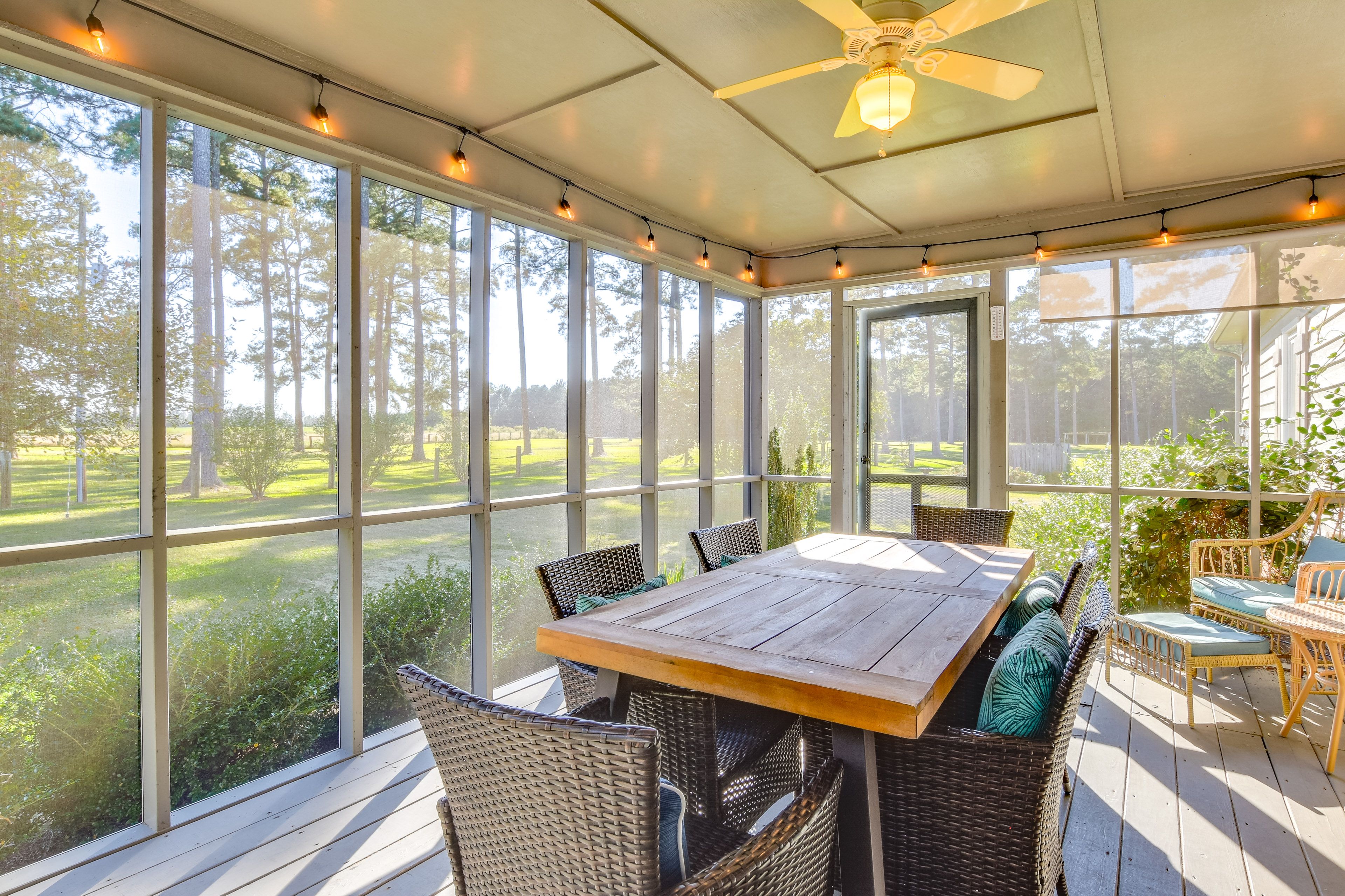 Screened Patio | 2-Story Home