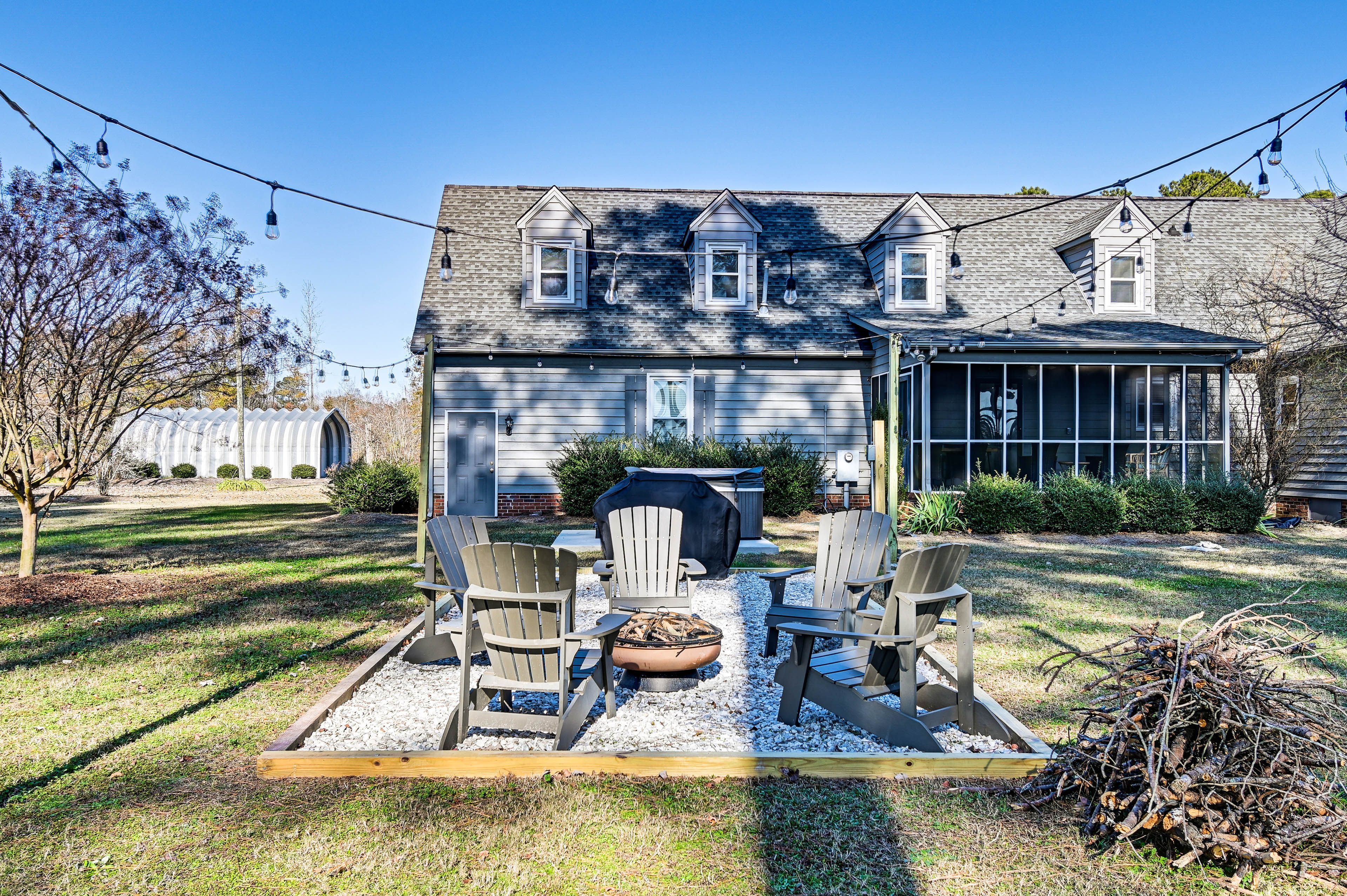 Exterior | Wood-Burning Fire Pit | Gas Grill | Hot Tub