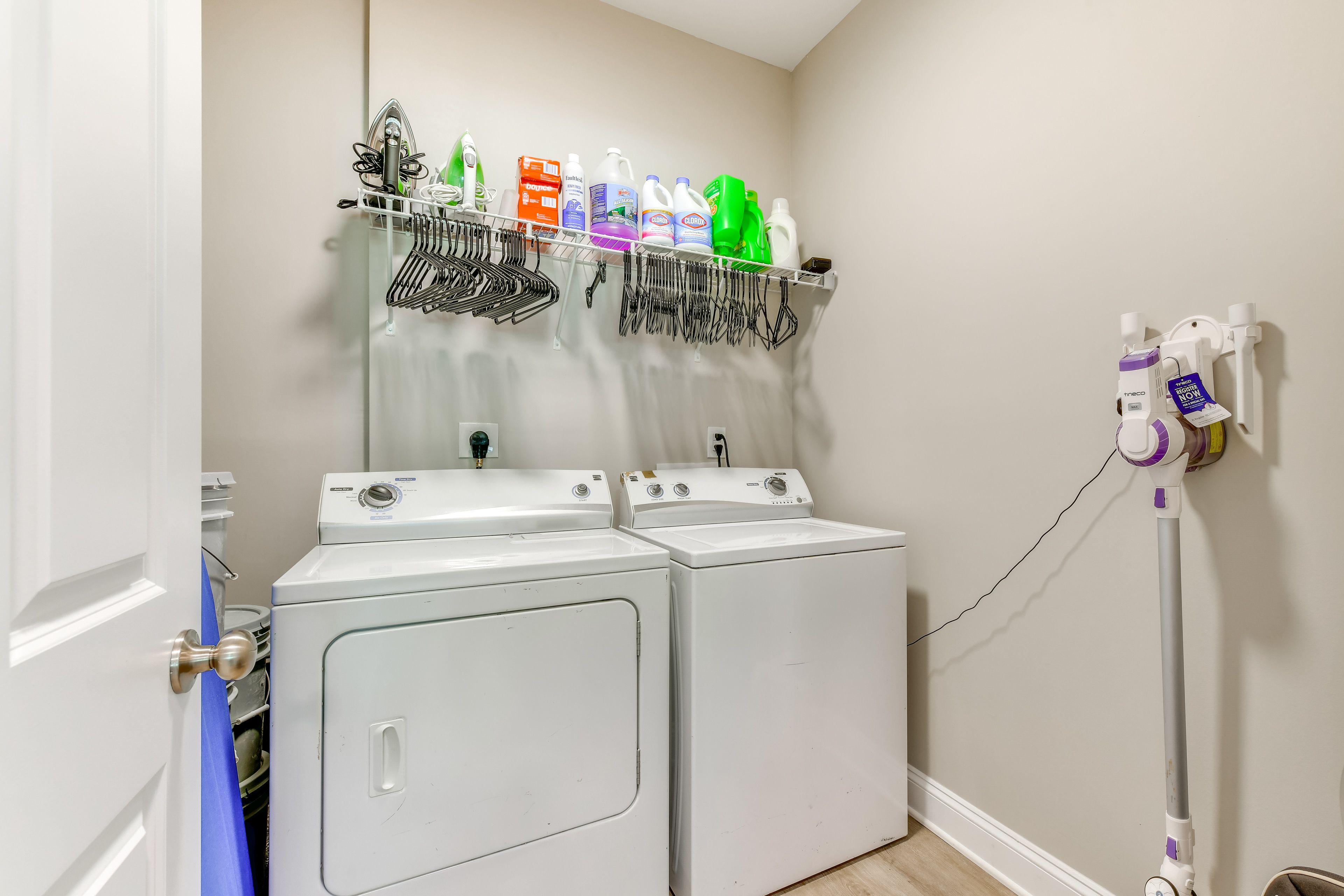 Laundry Area | Washer/Dryer