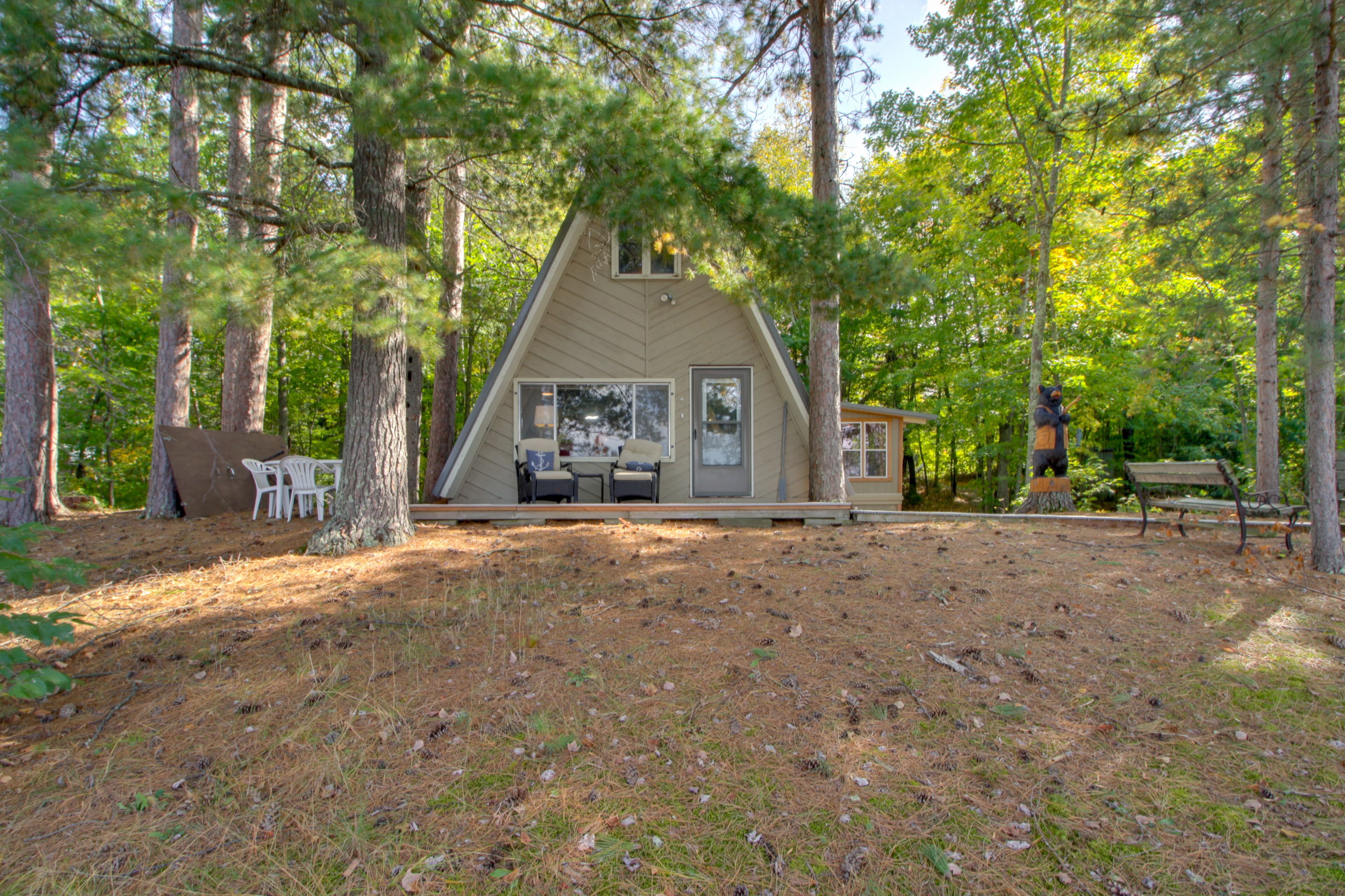 Deer River Vacation Rental | 1BR | 1BA | 1,300 Sq Ft | 2 Steps Required