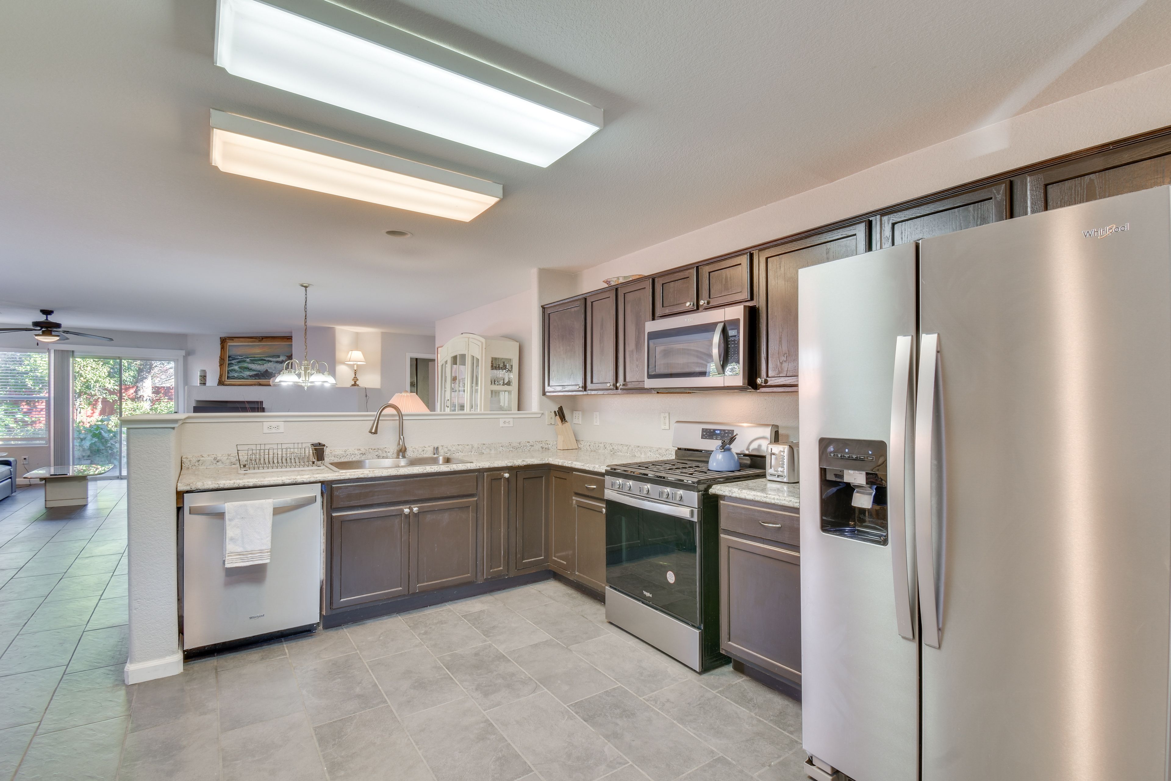 Kitchen | Drip Coffee Maker | Dishwasher | Toaster | Blender