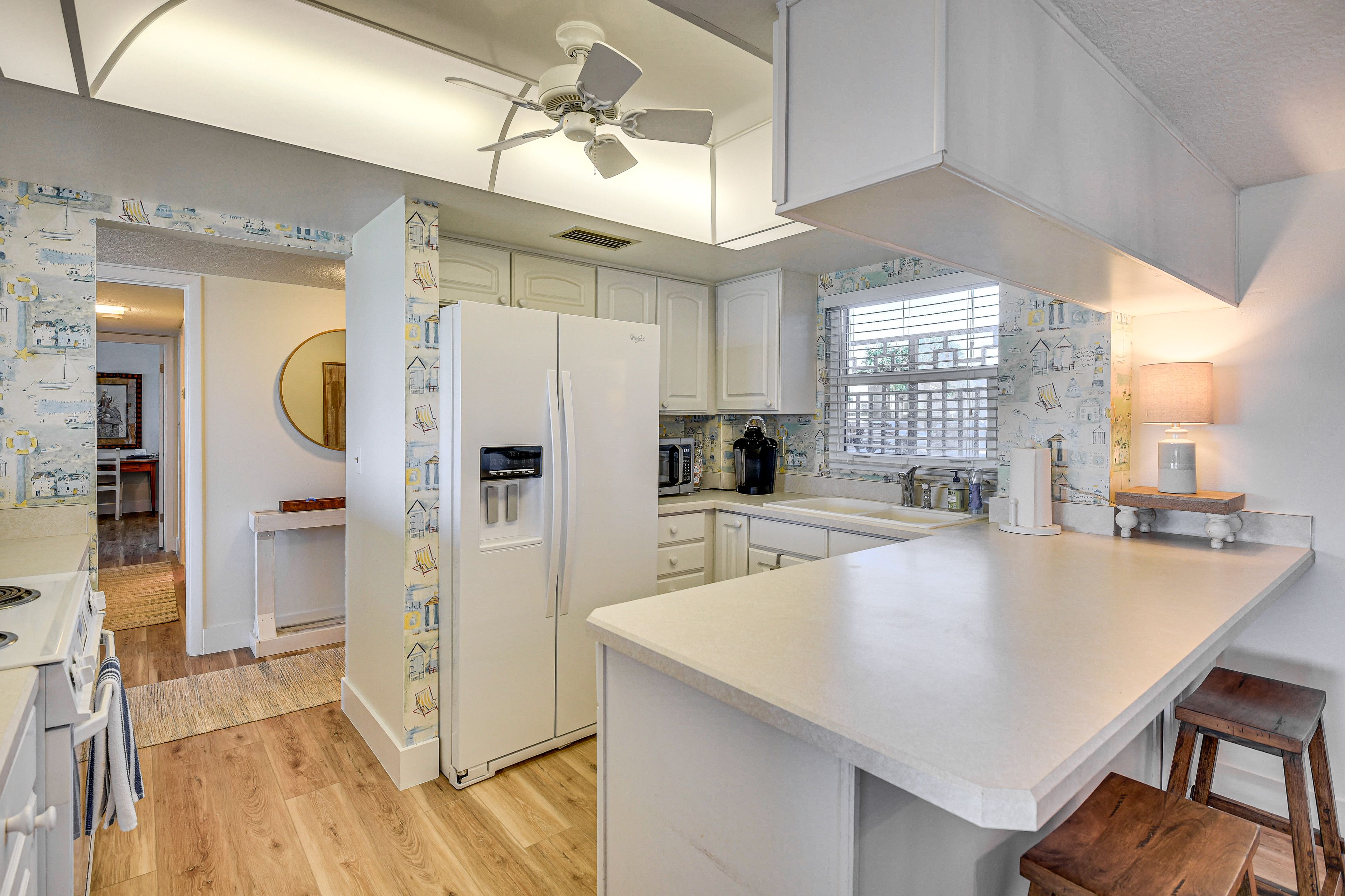 Kitchen | Cooking Basics | Pod Coffee Maker | Blender | Crockpot | Microwave