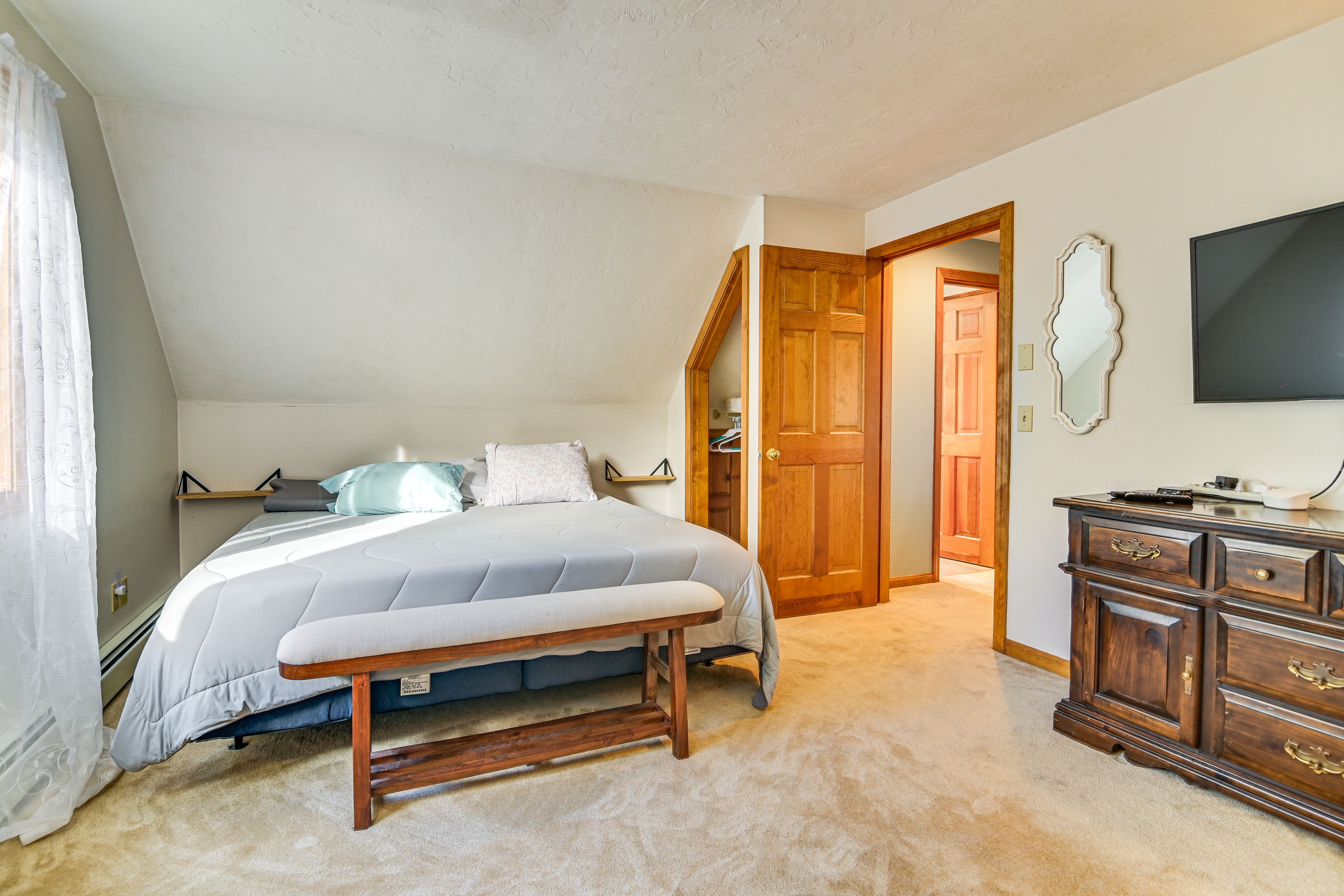 Bedroom 3 | Loft | King Bed