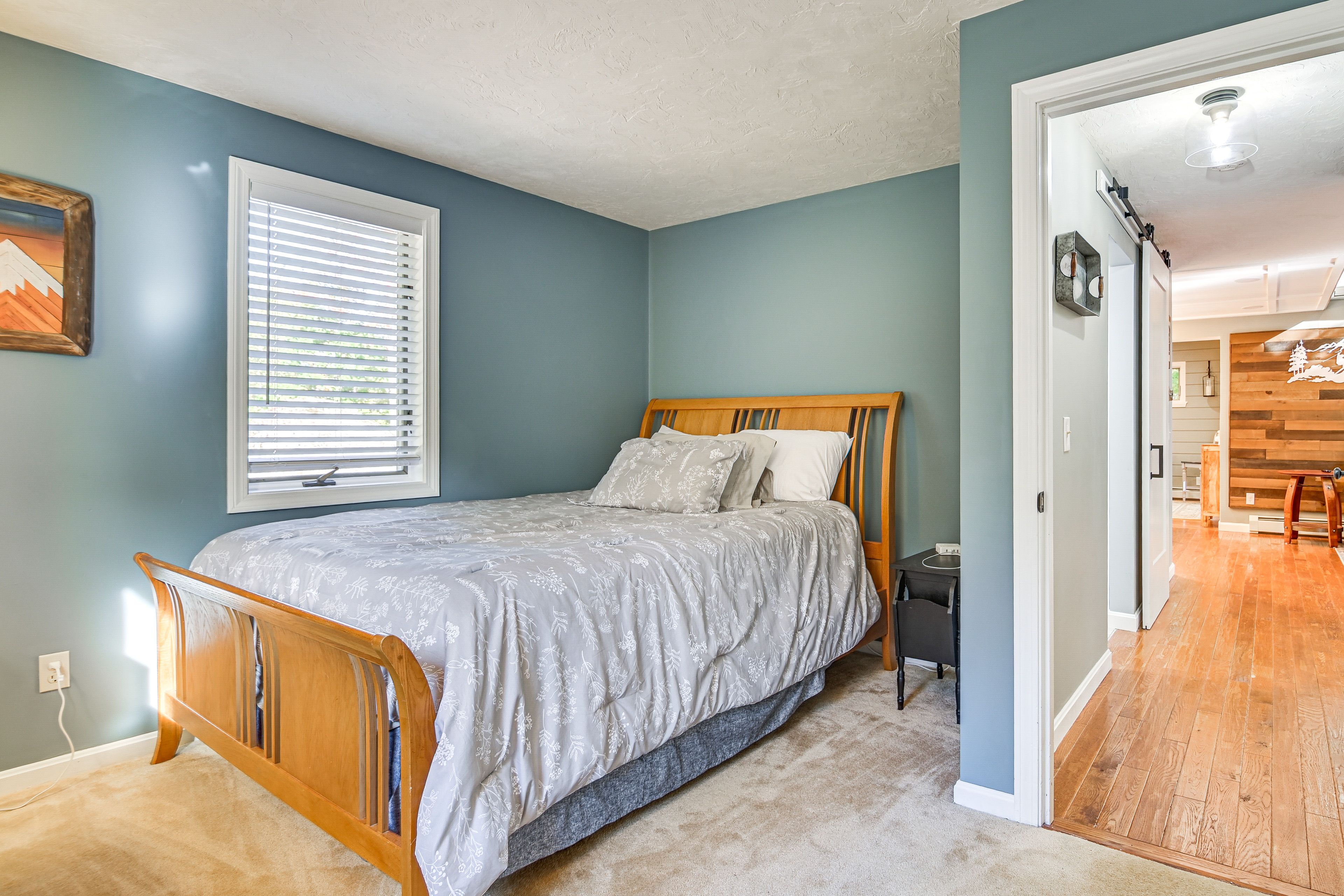 Bedroom 1 | 1st Floor | Queen Bed | Linens Provided