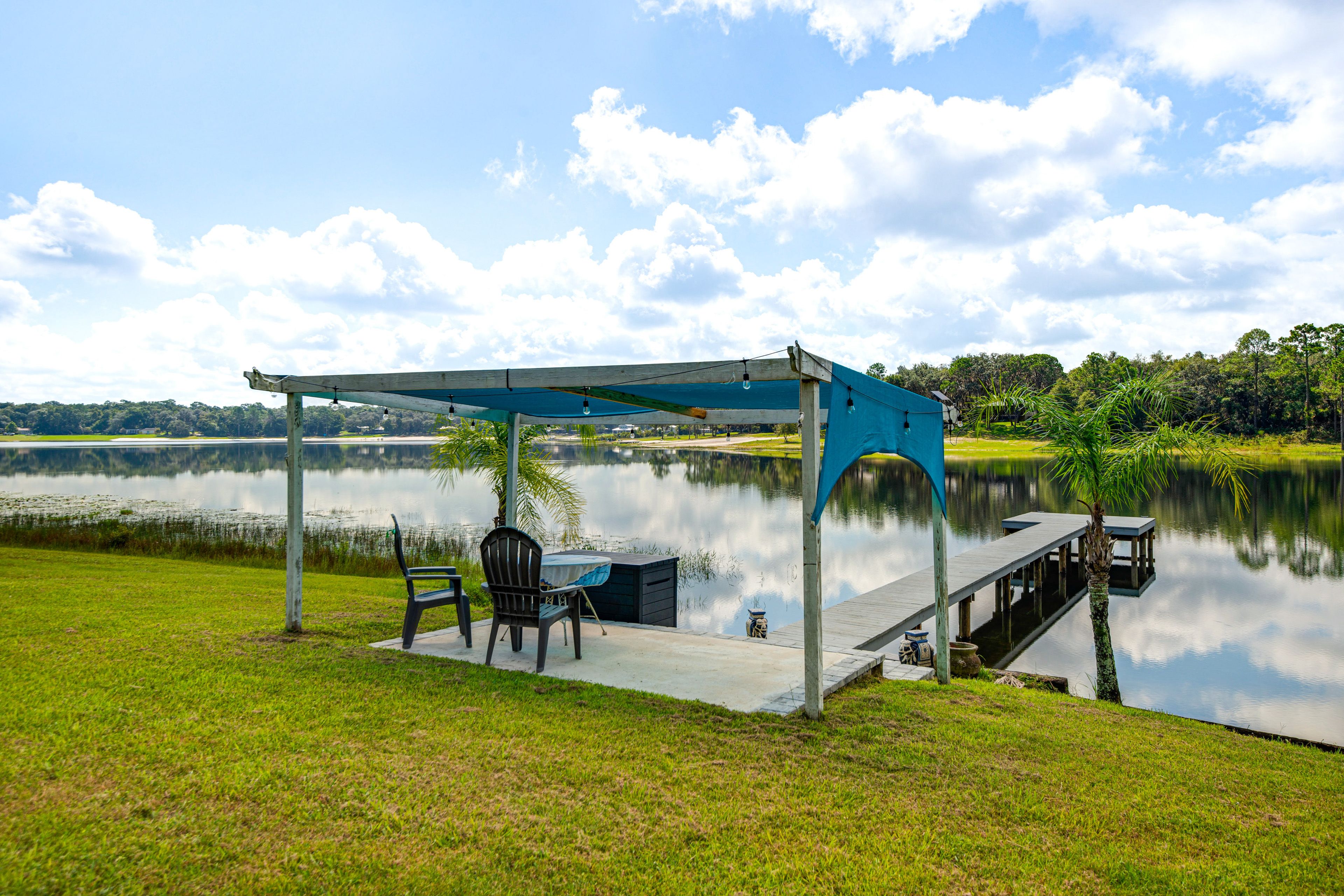 Dock
