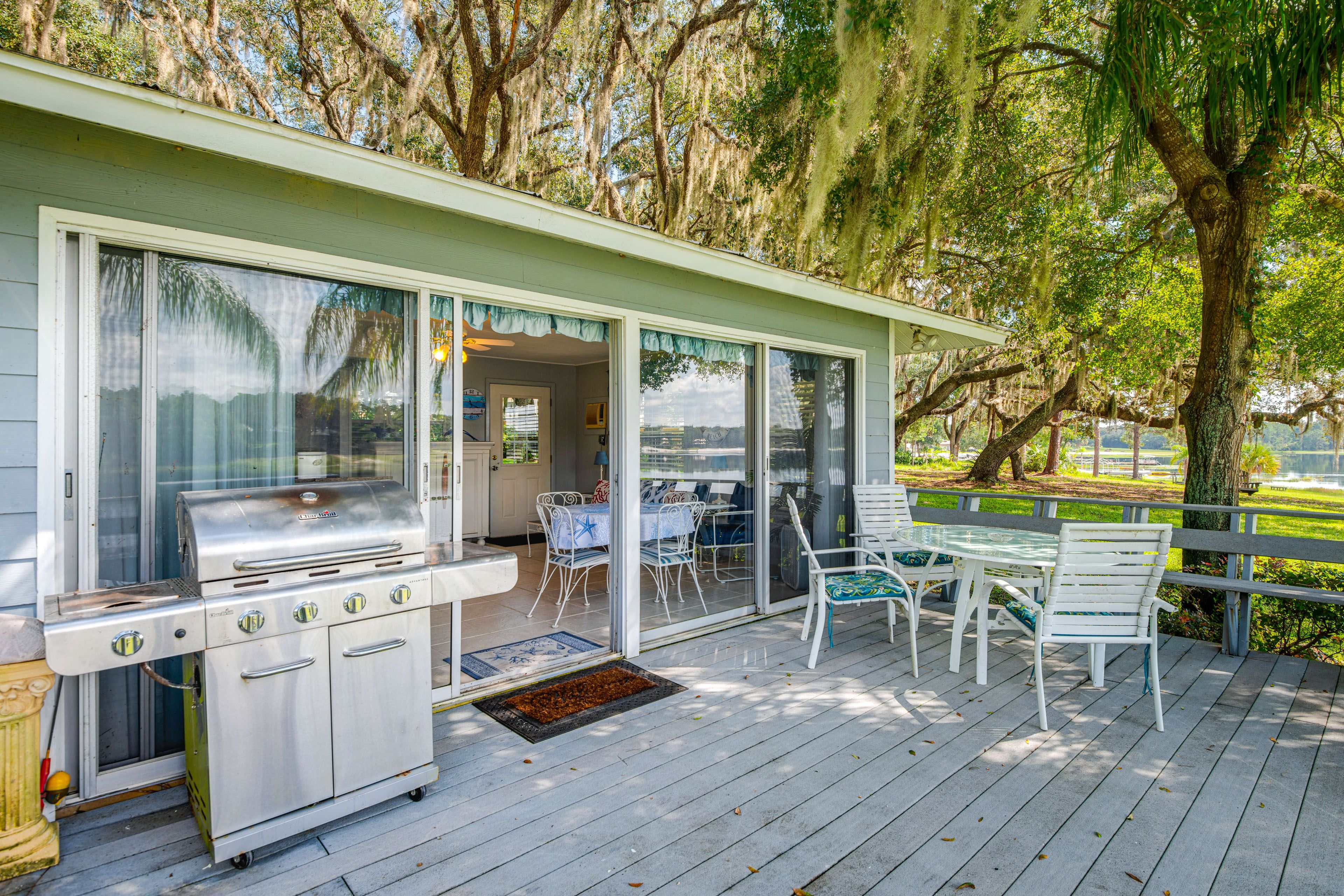Deck | Gas Grill