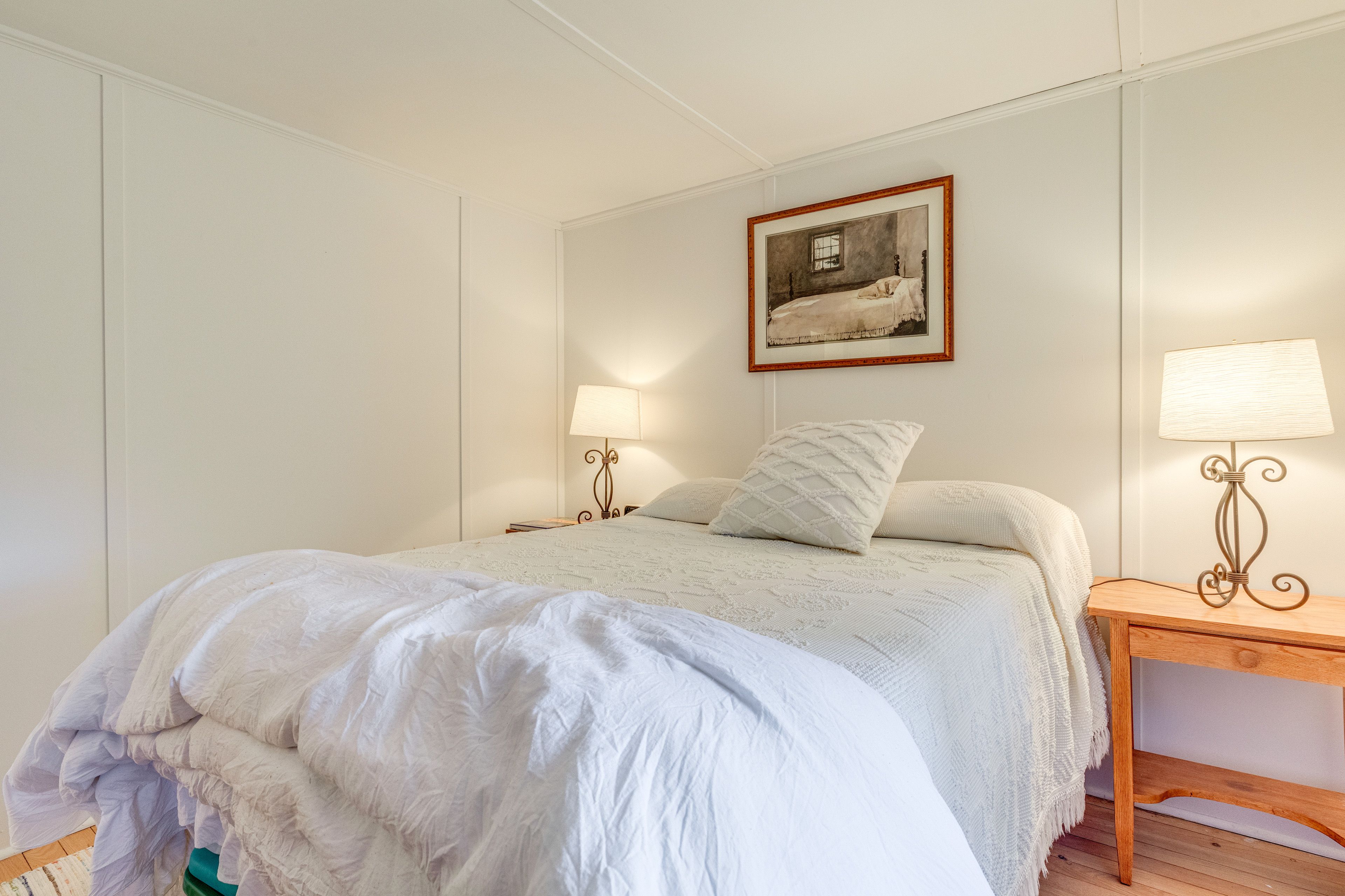 Bedroom 3 | Queen Bed