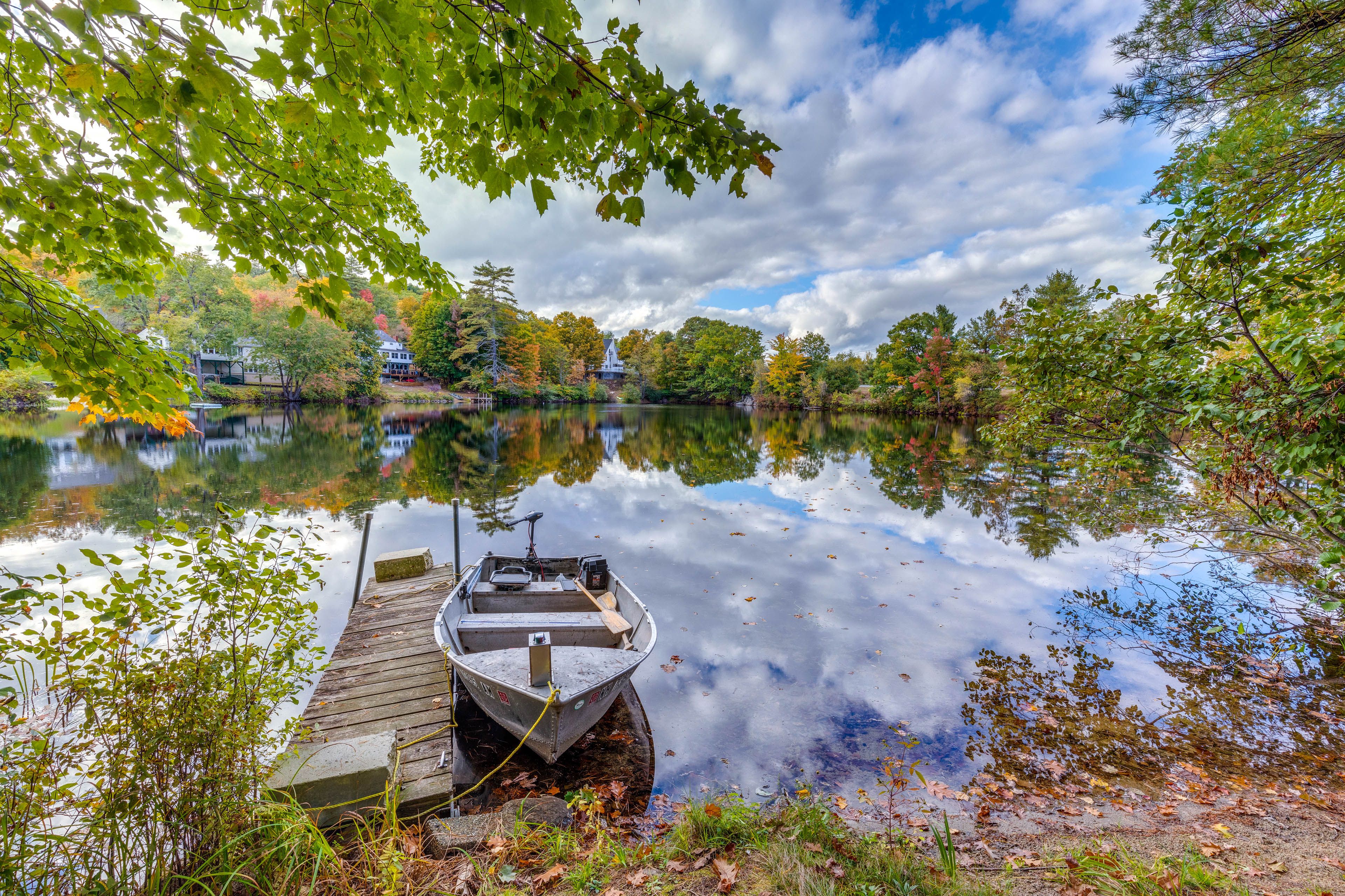 Private Boat Dock | Todd Lake Access