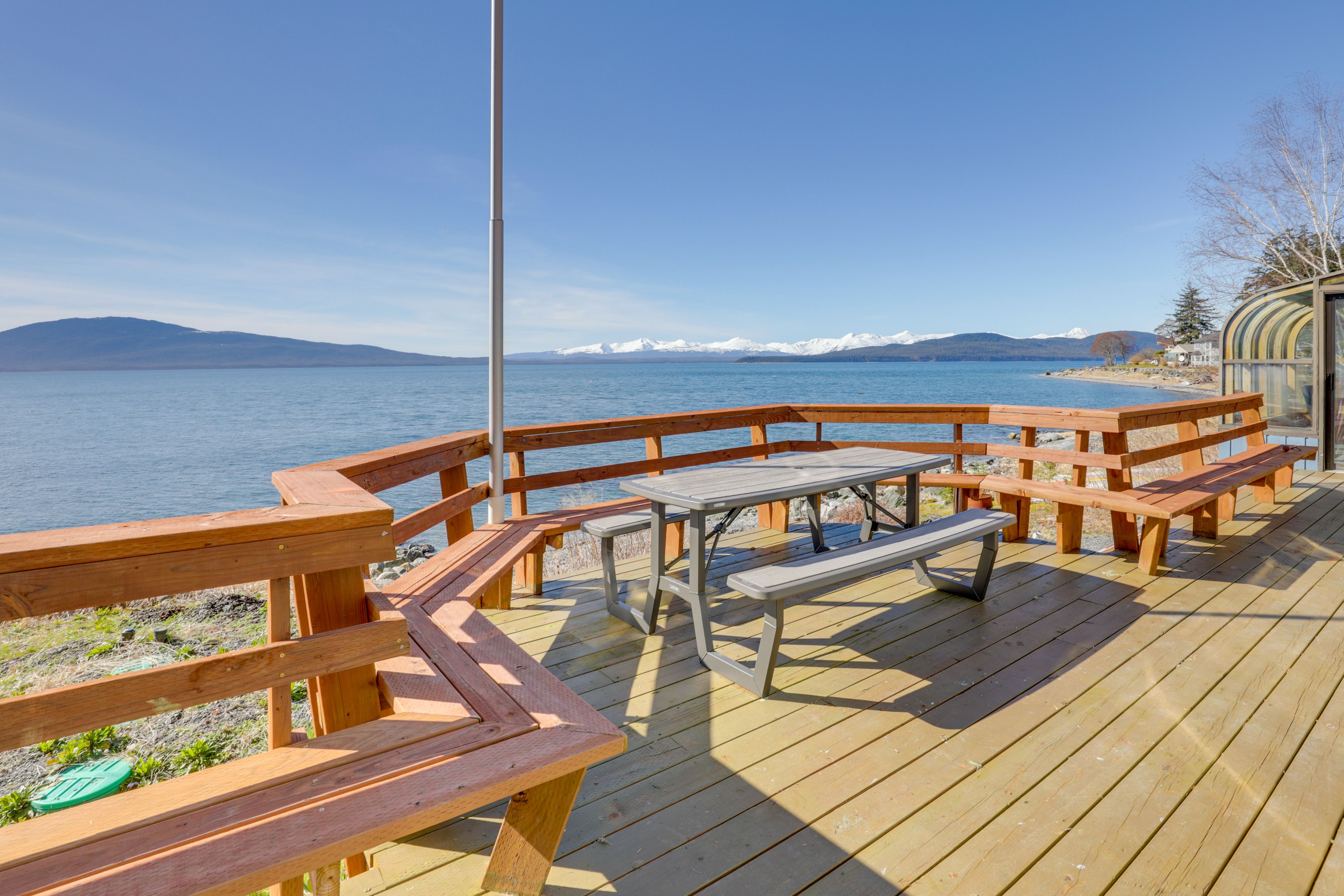 Juneau Vacation Rental | 6BR | 2BA | 3,600 Sq Ft | Stairs Required