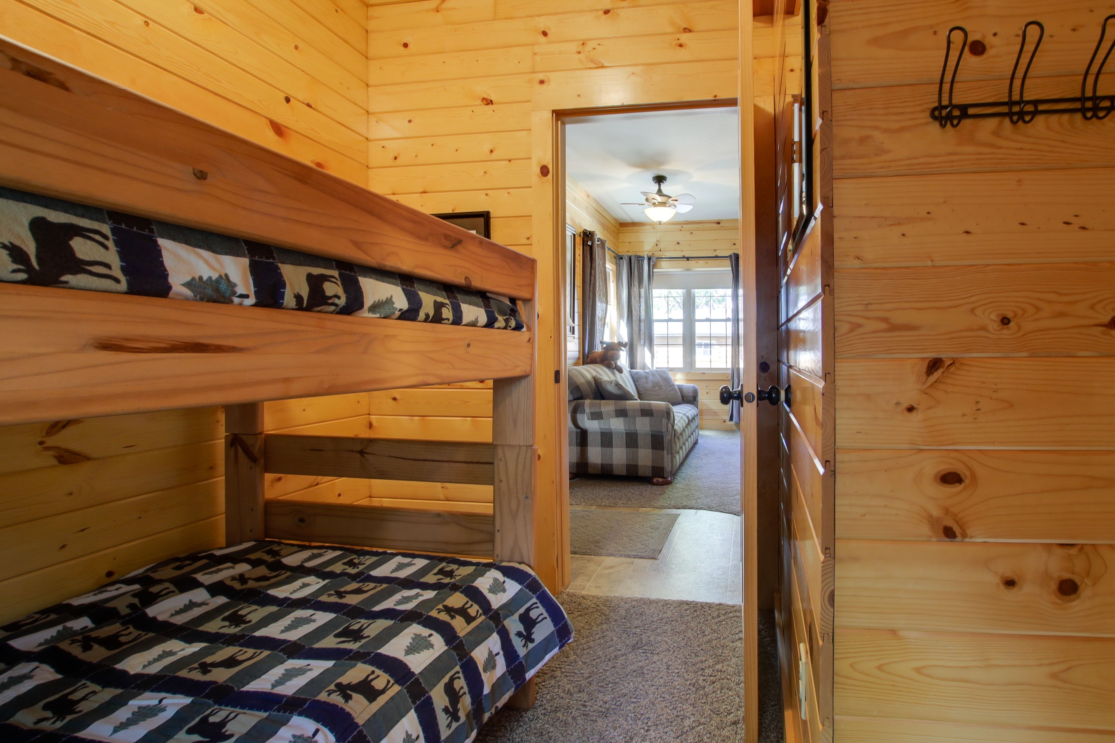 Bedroom 2 | Twin Bunk Bed