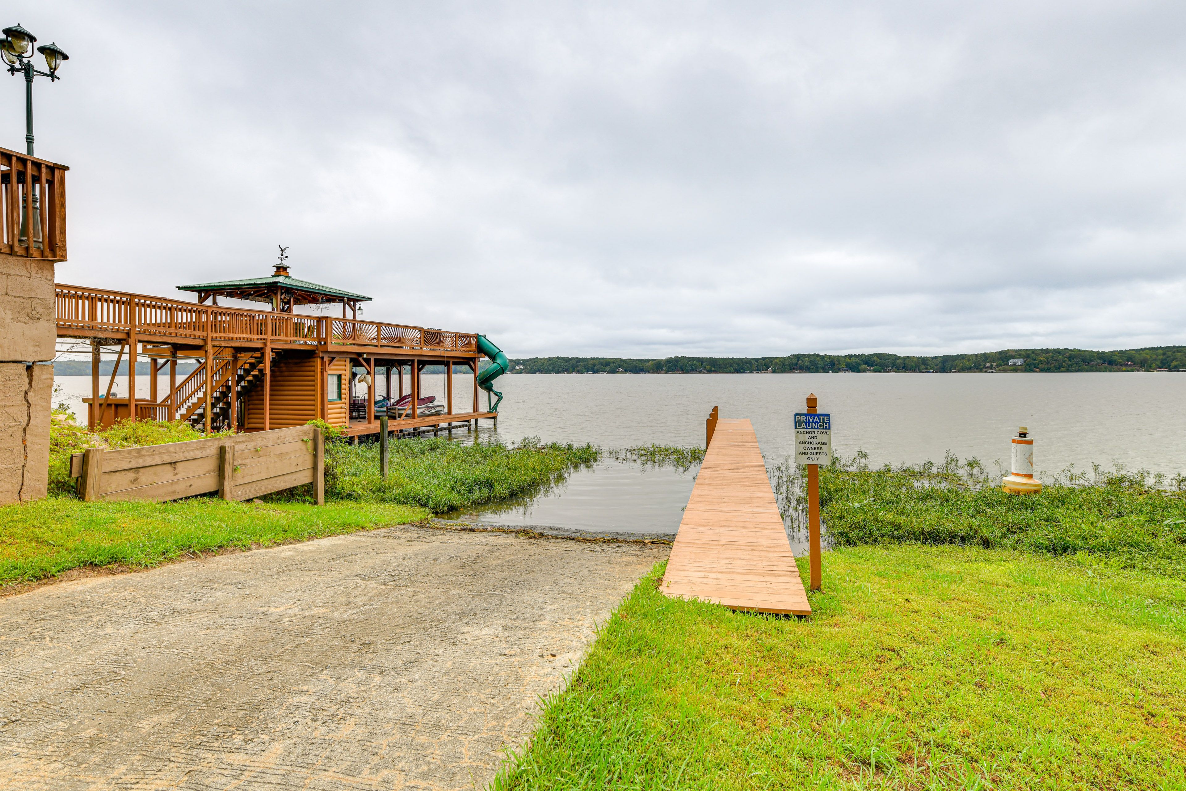 Community Boat Launch & Swim Deck