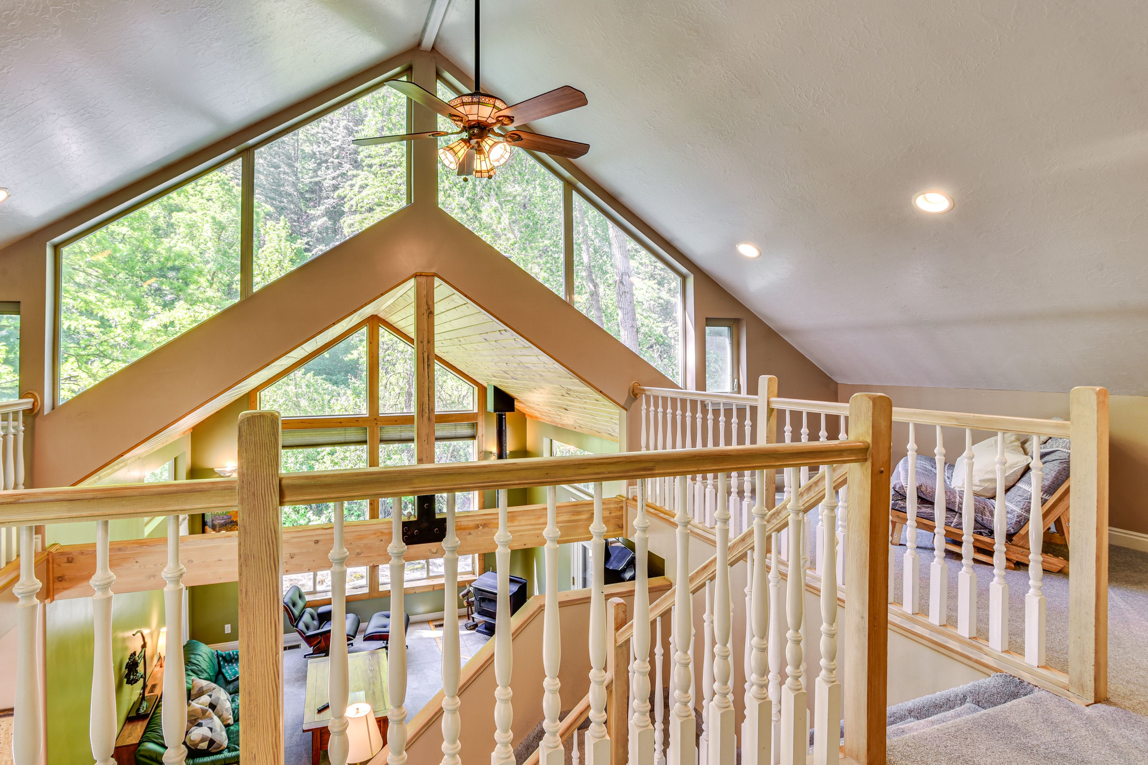 Loft | 2nd Floor