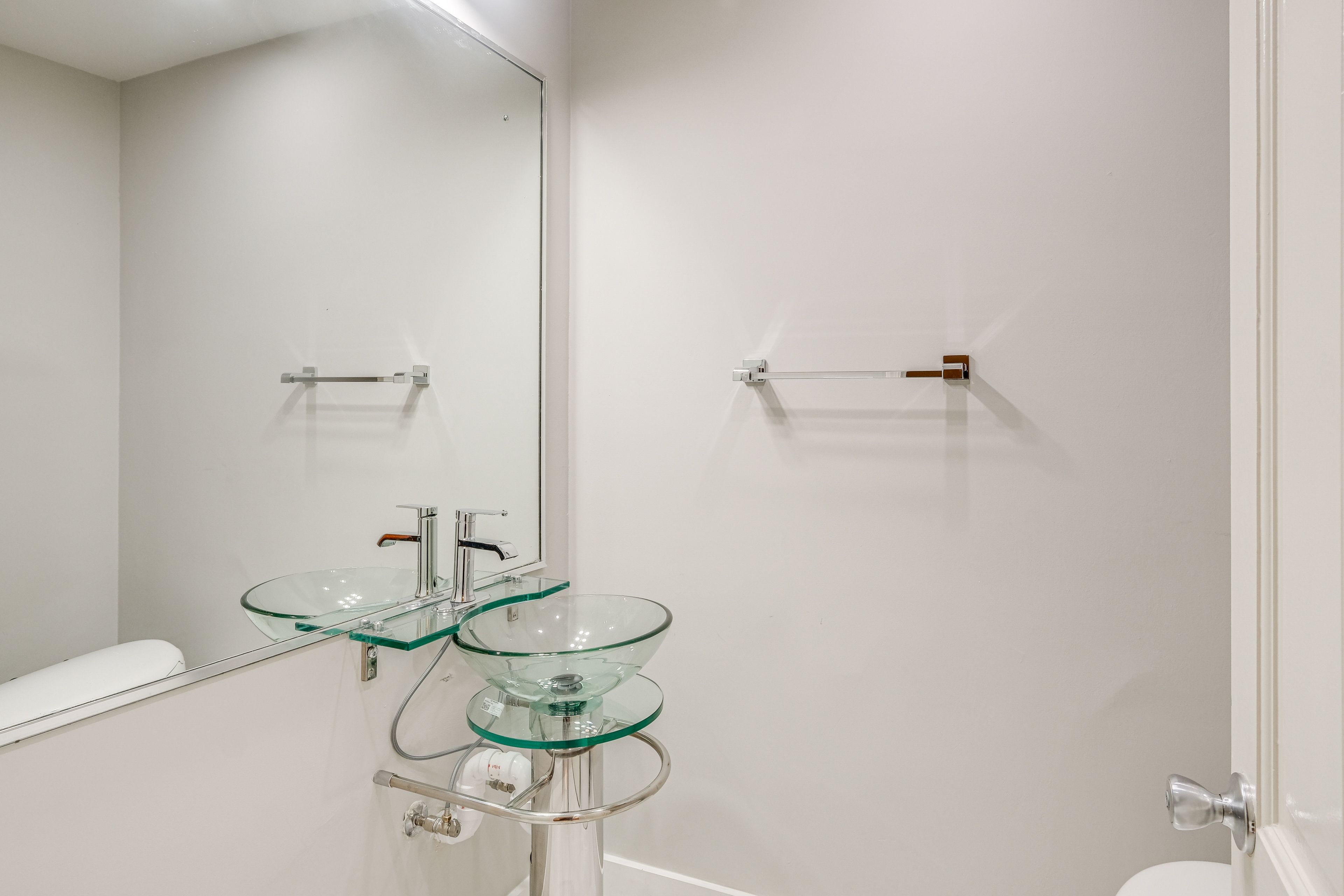 Half Bathroom | Main Level