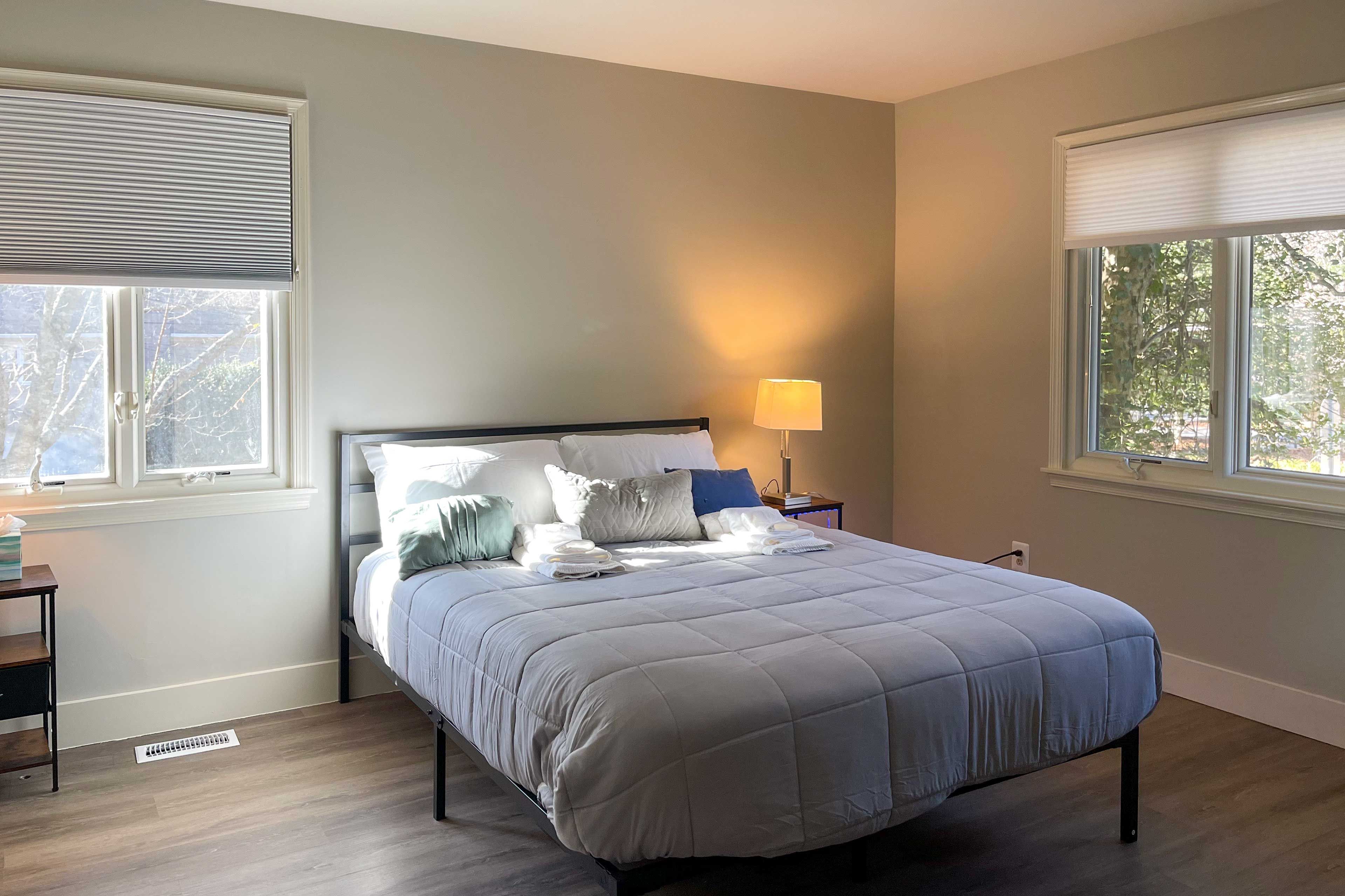 Bedroom 2 | Main Level | Queen Bed
