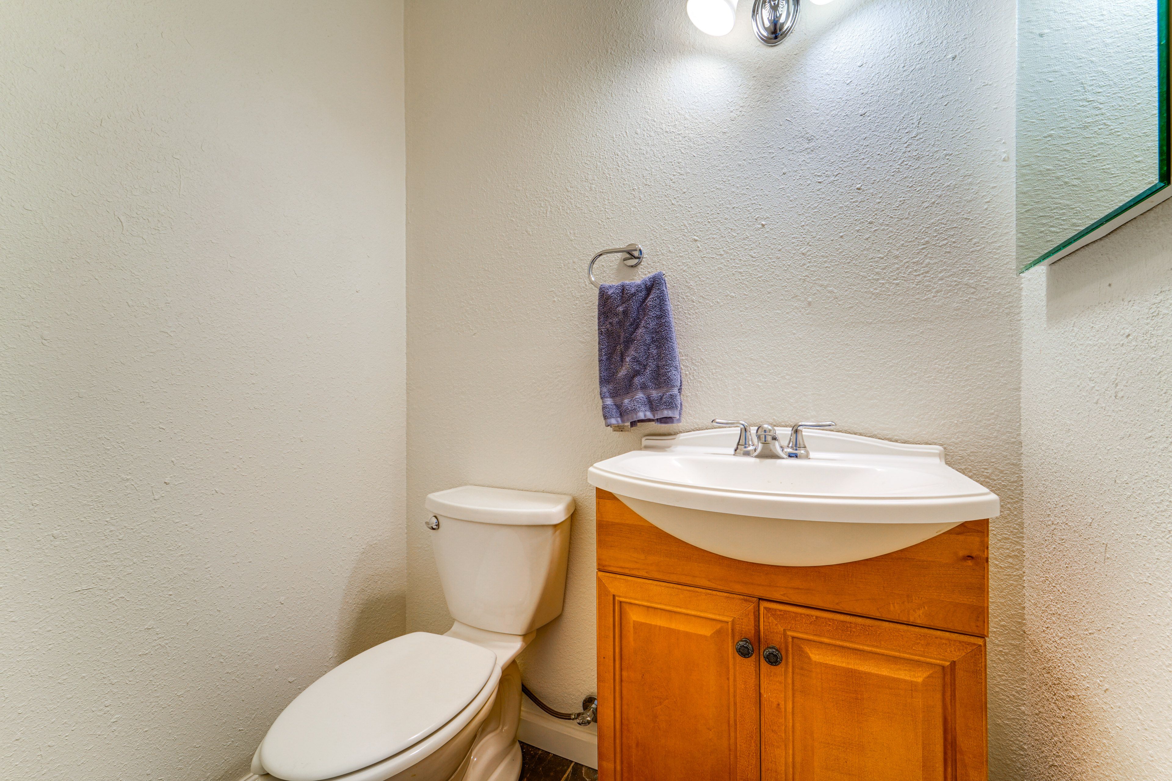 Half Bathroom | 2nd Floor