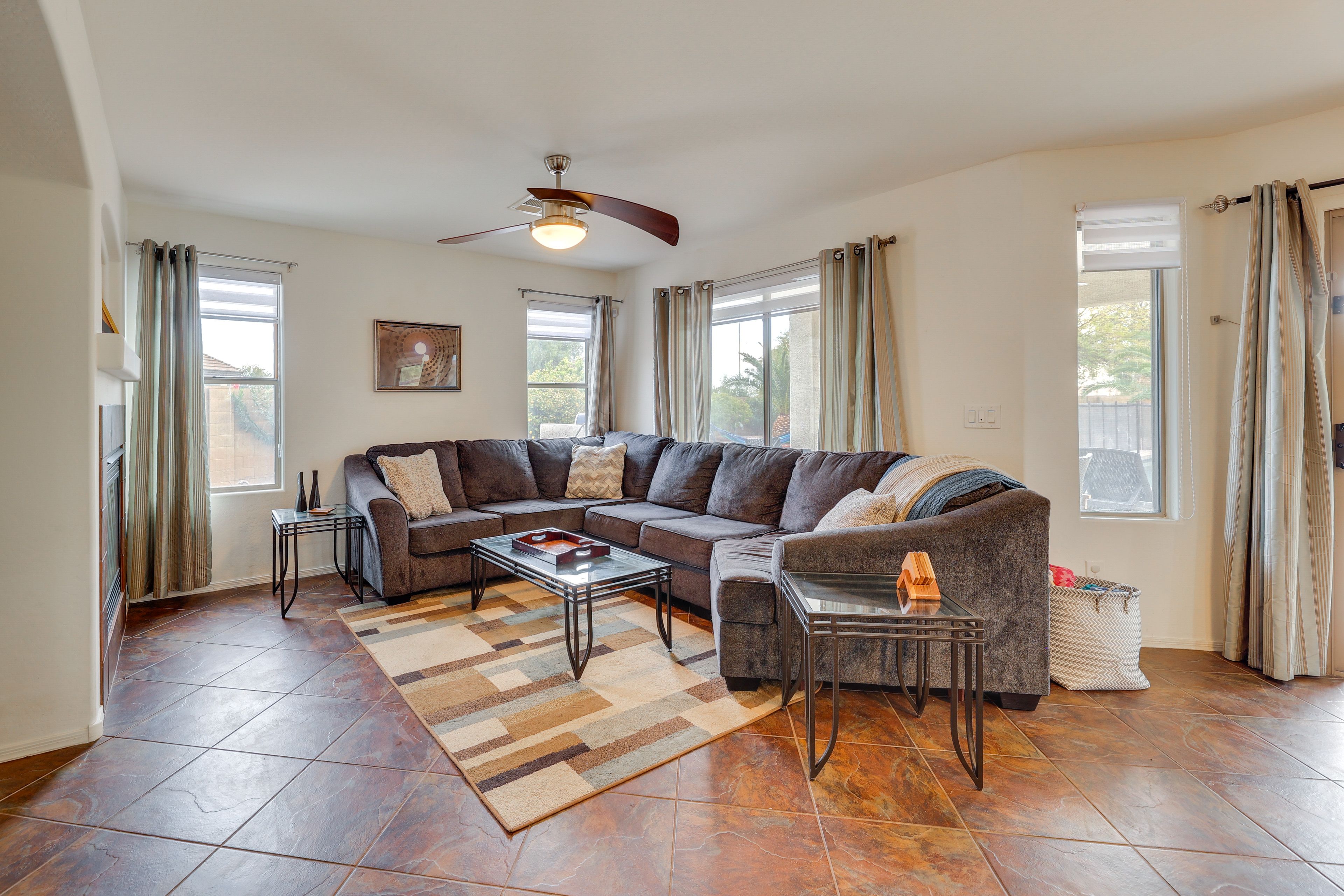 Family Room | 1st Floor | Smart TV | Free WiFi