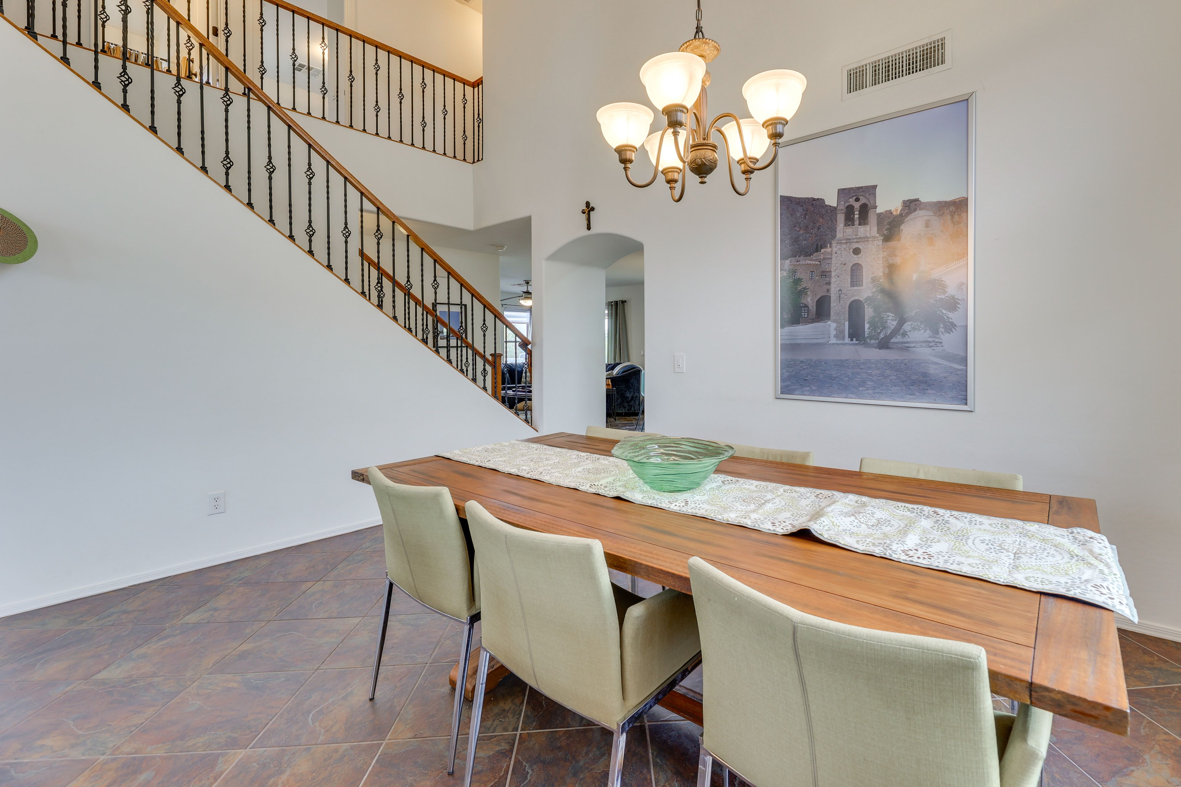 Dining Area | 1st Floor | Dishes & Flatware Provided