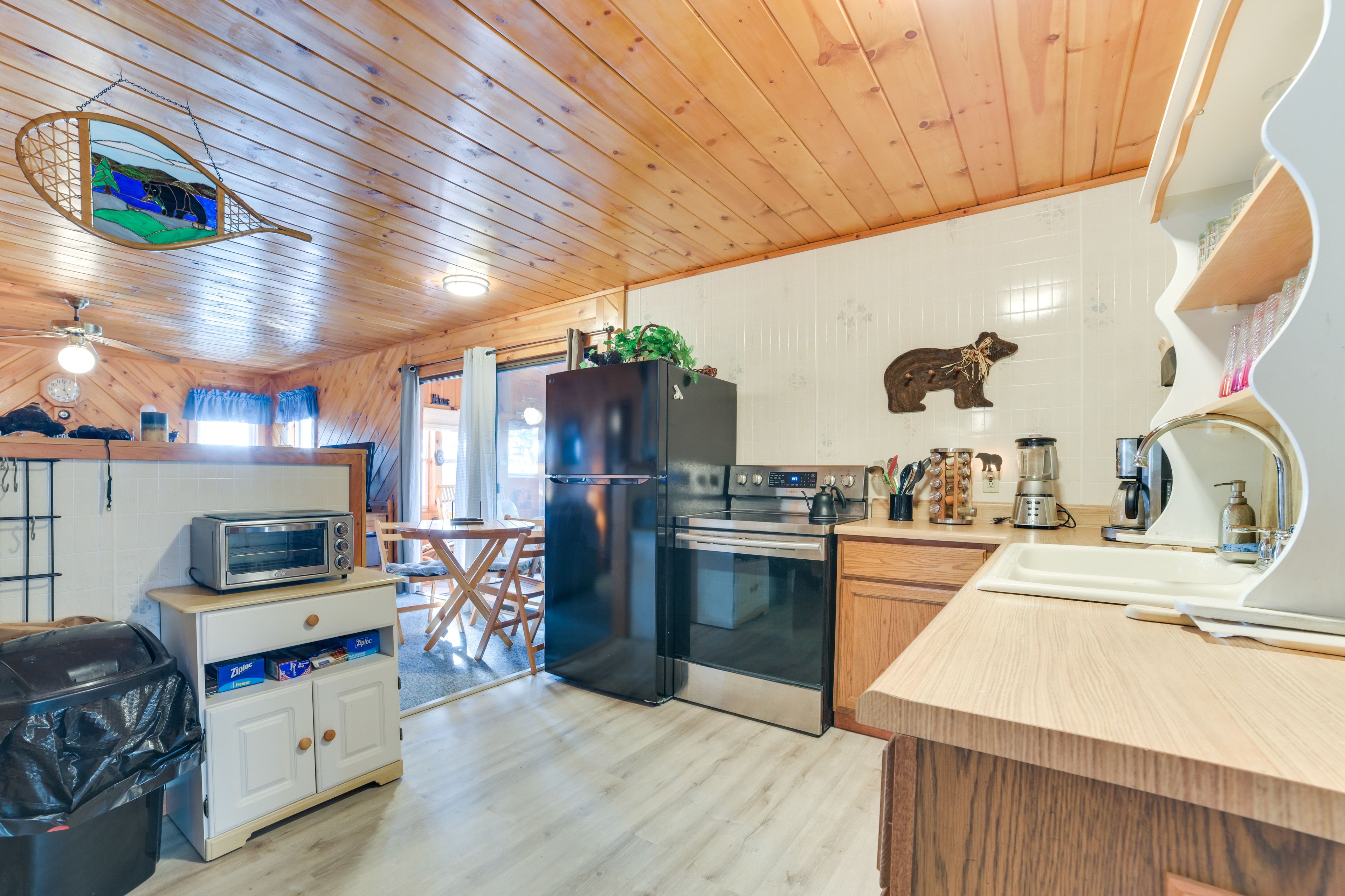 Dining Area | Dishware/Flatware | Kitchen | Cooking Basics