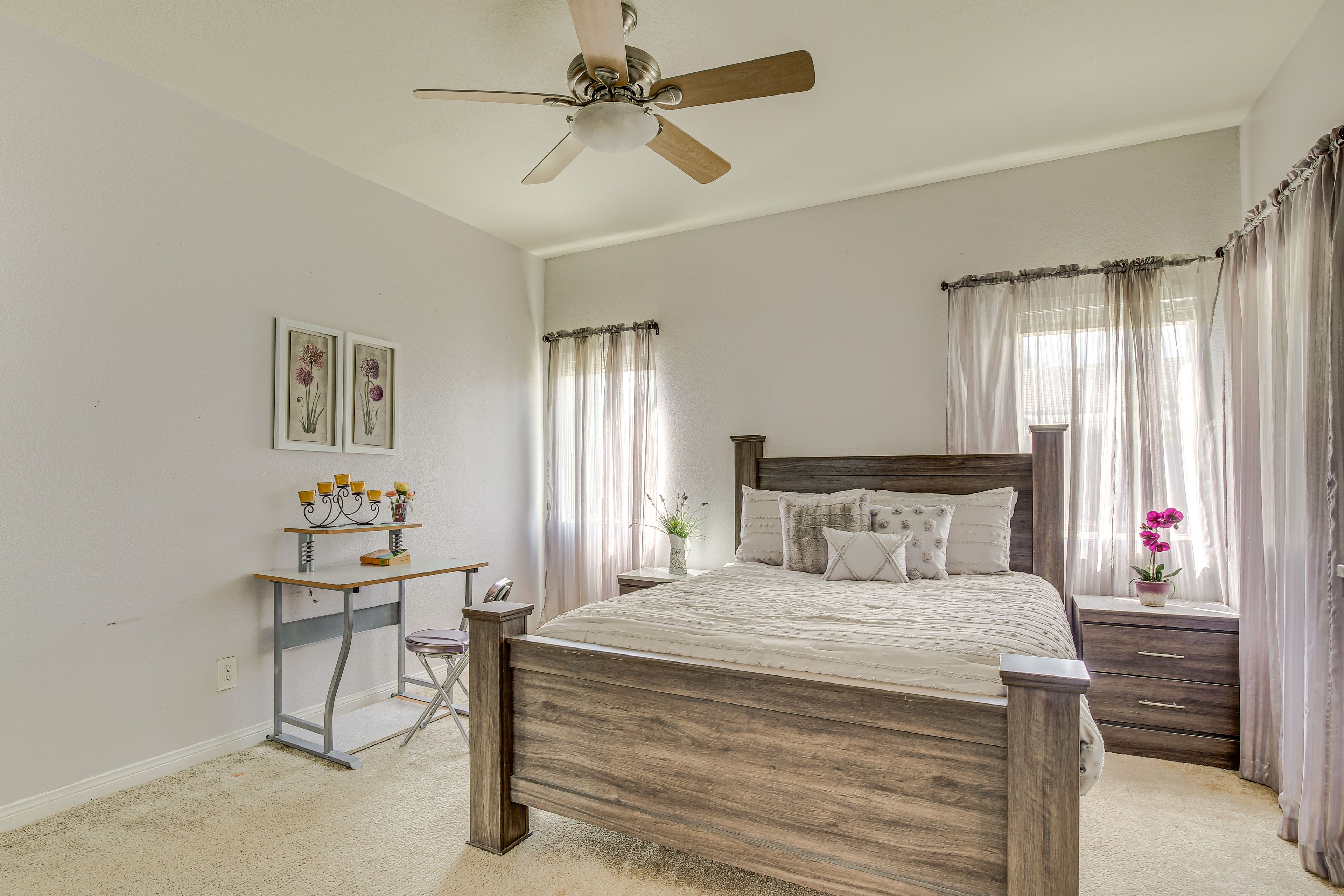 Bedroom 1 | Queen Bed | En-Suite Bathroom