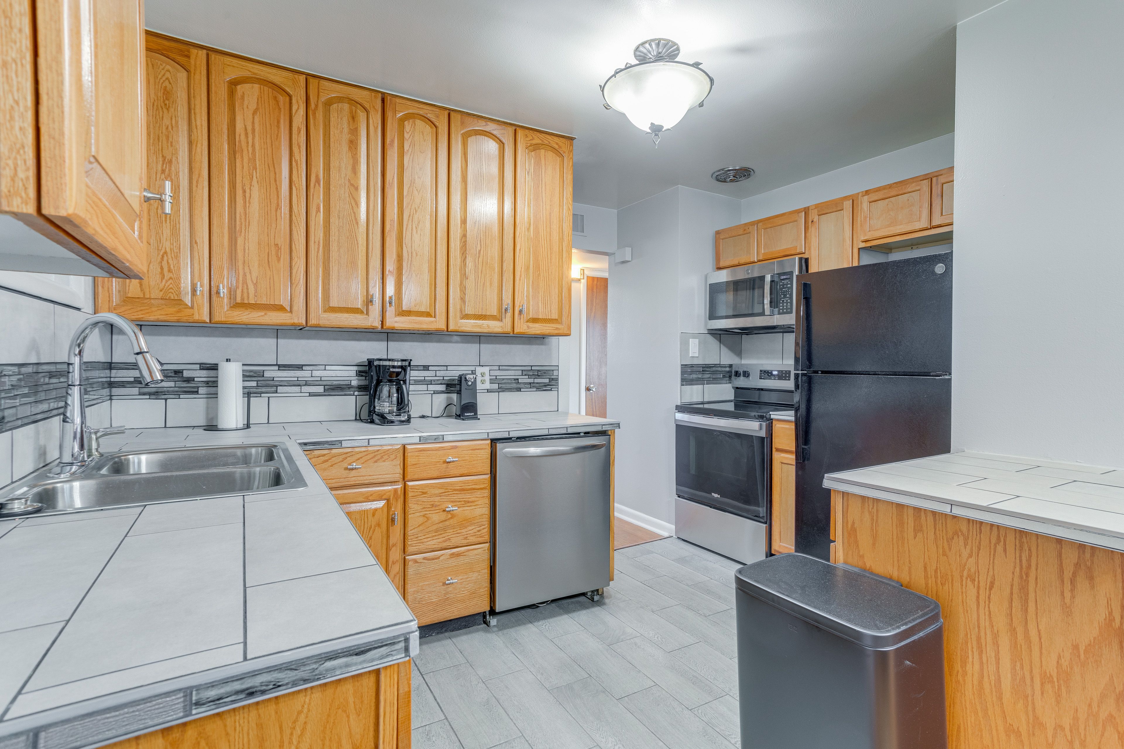 Kitchen | Cooking Basics | Dishwasher | Single-Story Home