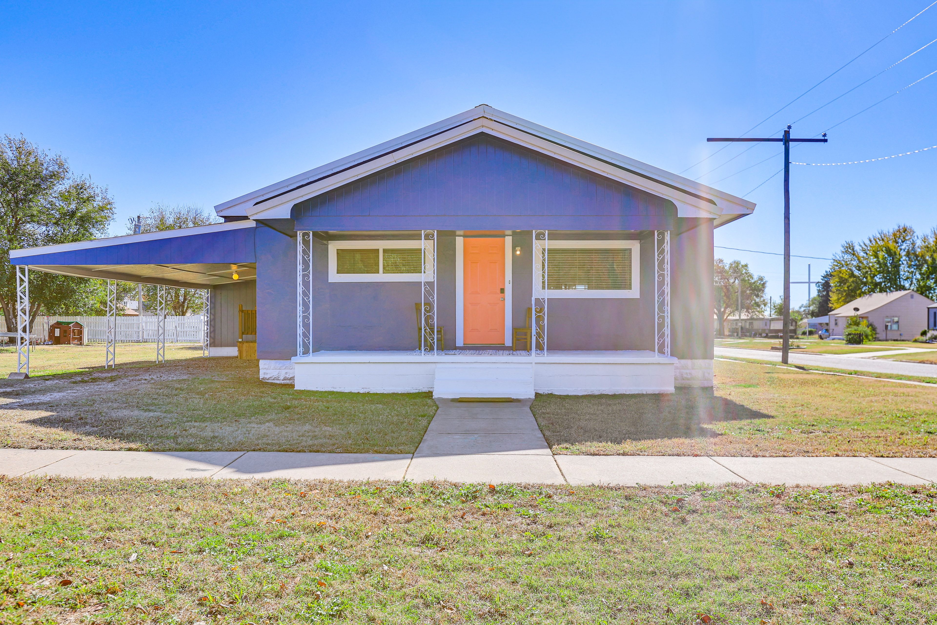 Property Exterior | Single-Story Home | Unfenced Yard