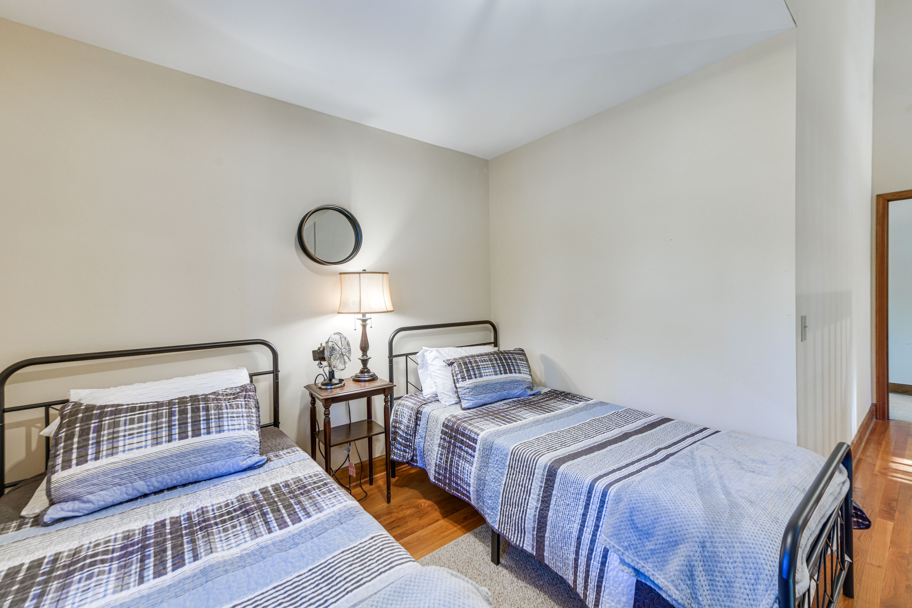 Loft | 2nd Floor | 2 Twin Beds