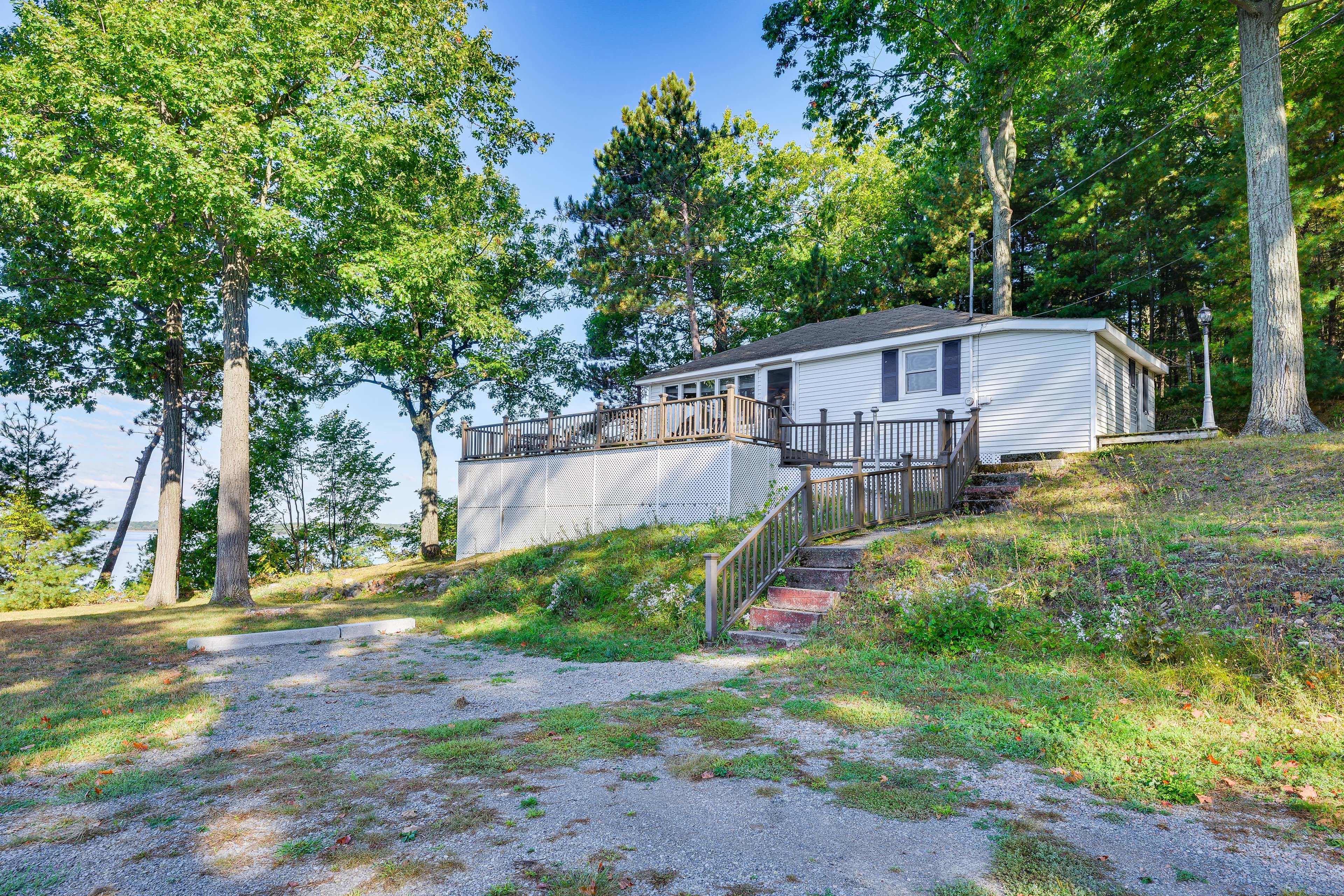 Parking | Driveway (2 Vehicles) | Free Street Parking | Trailer Parking Allowed