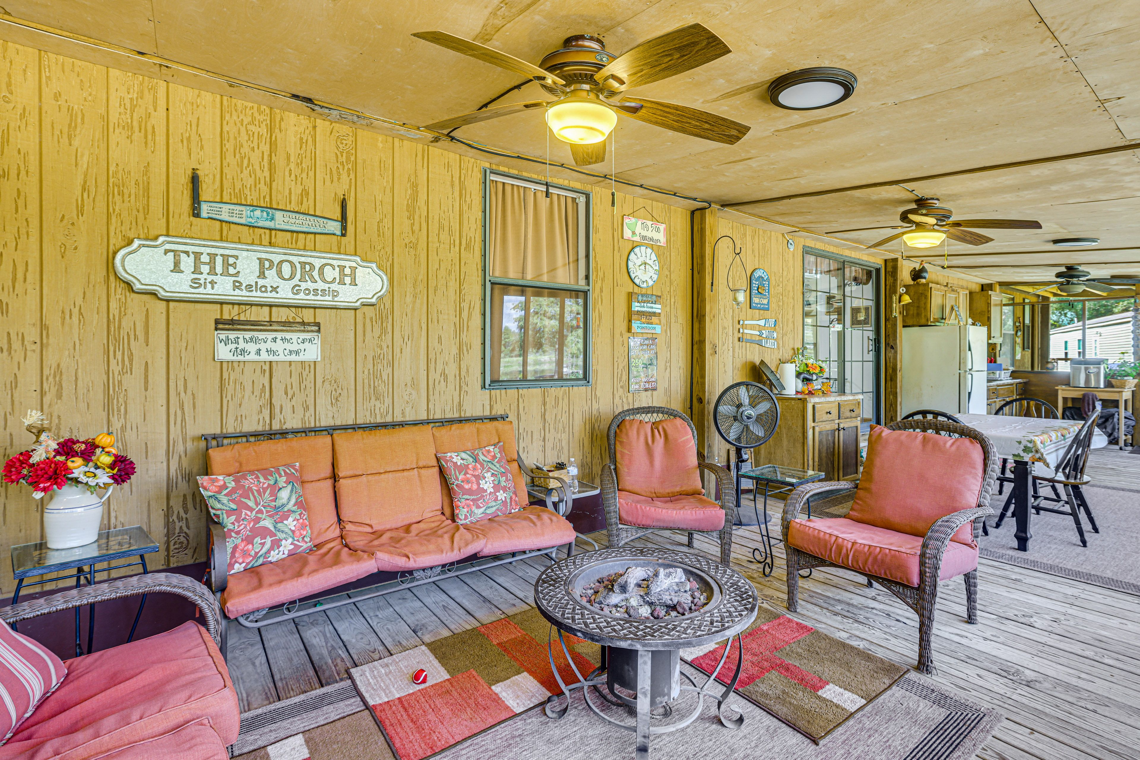 Camden Vacation Rental | 3BR | 2BA | 1,300 Sq Ft | Steps to Enter