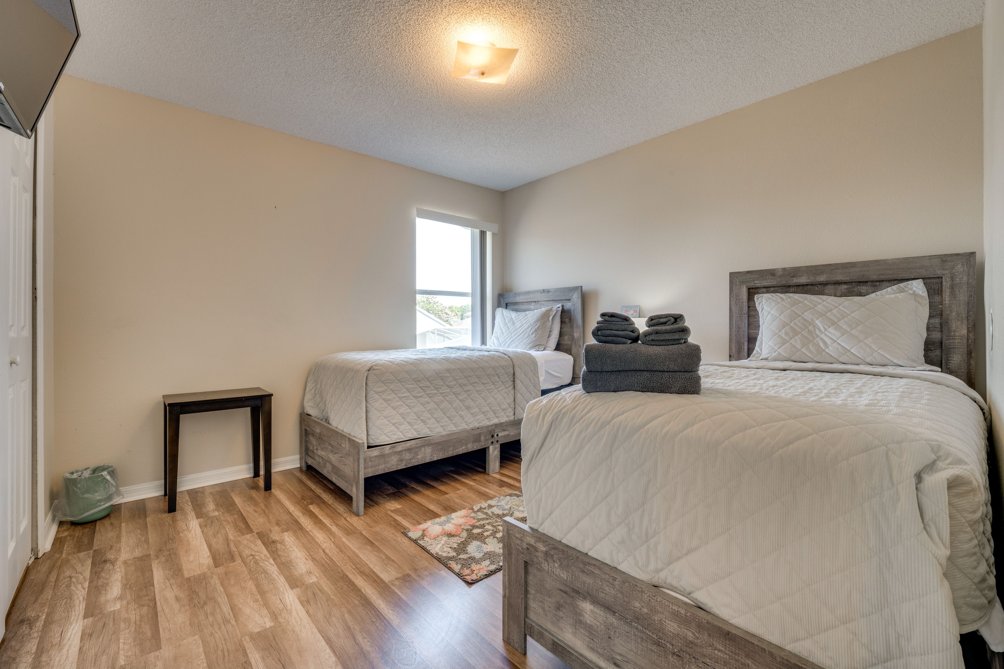 Bedroom 4 | 2 Twin Beds | 2nd Floor