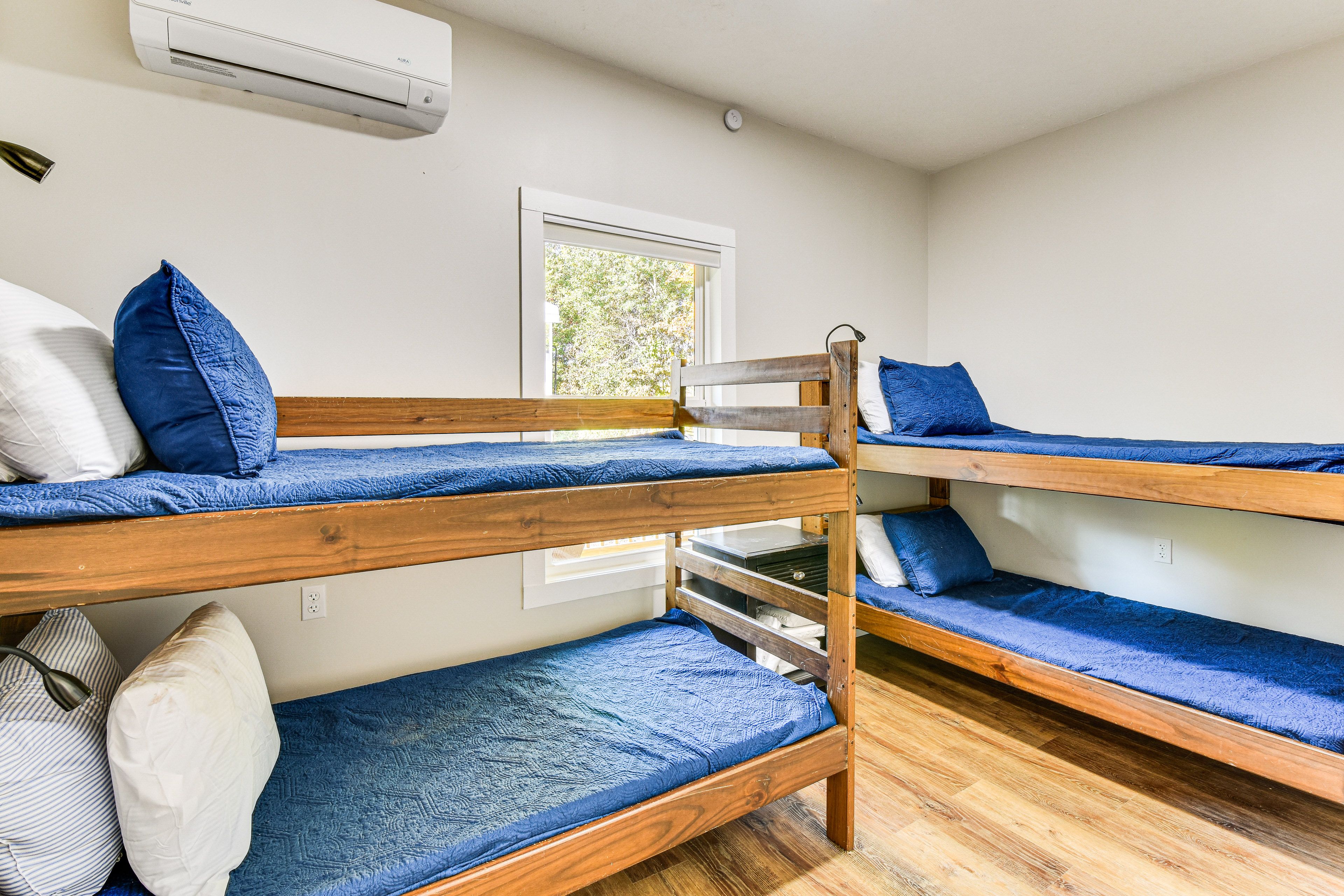 Bedroom 4 | 2 Twin Bunk Beds