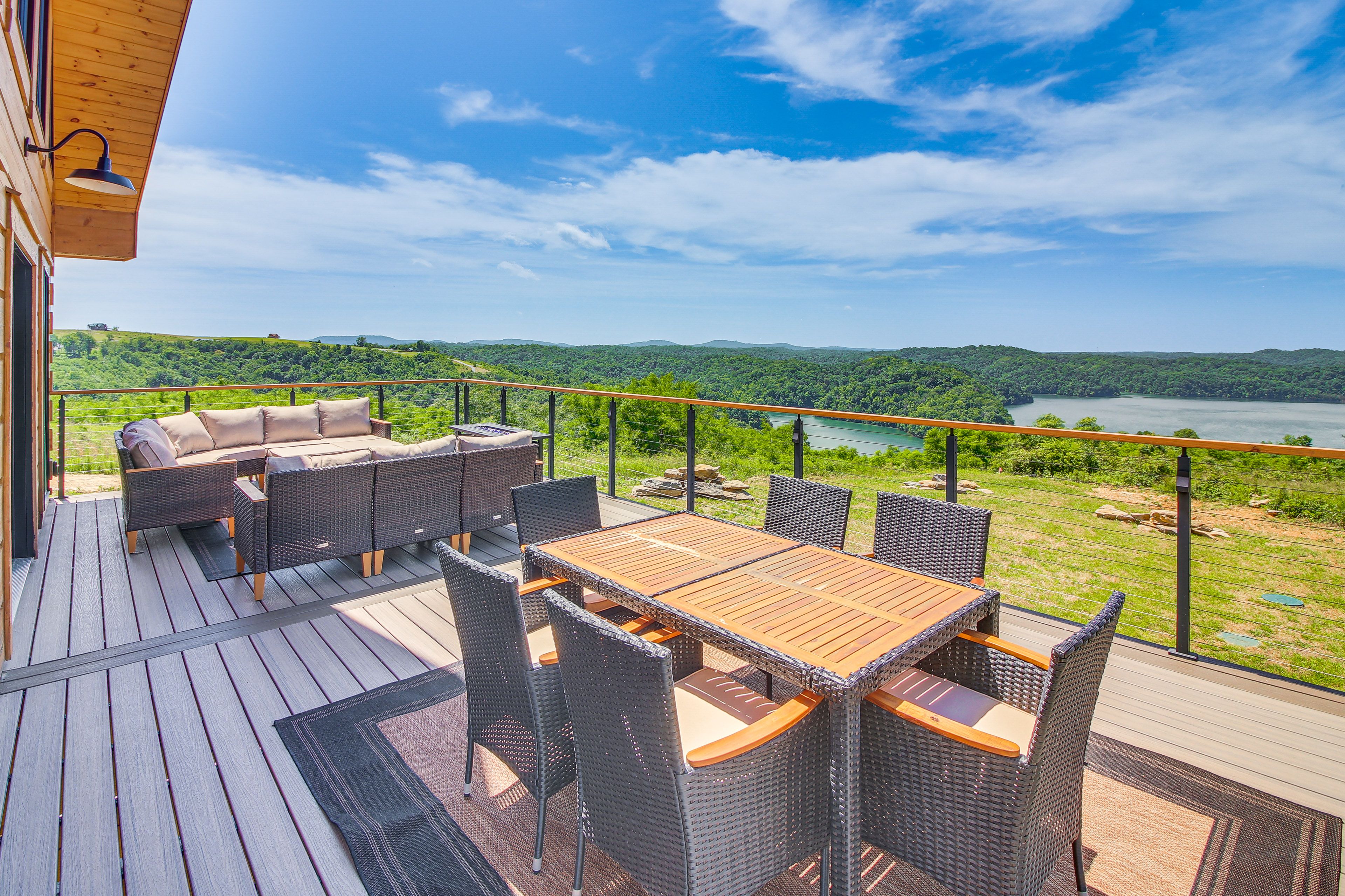 Hilham Vacation Rental | 3BR | 3.5BA | 2,350 Sq Ft | Stairs Required