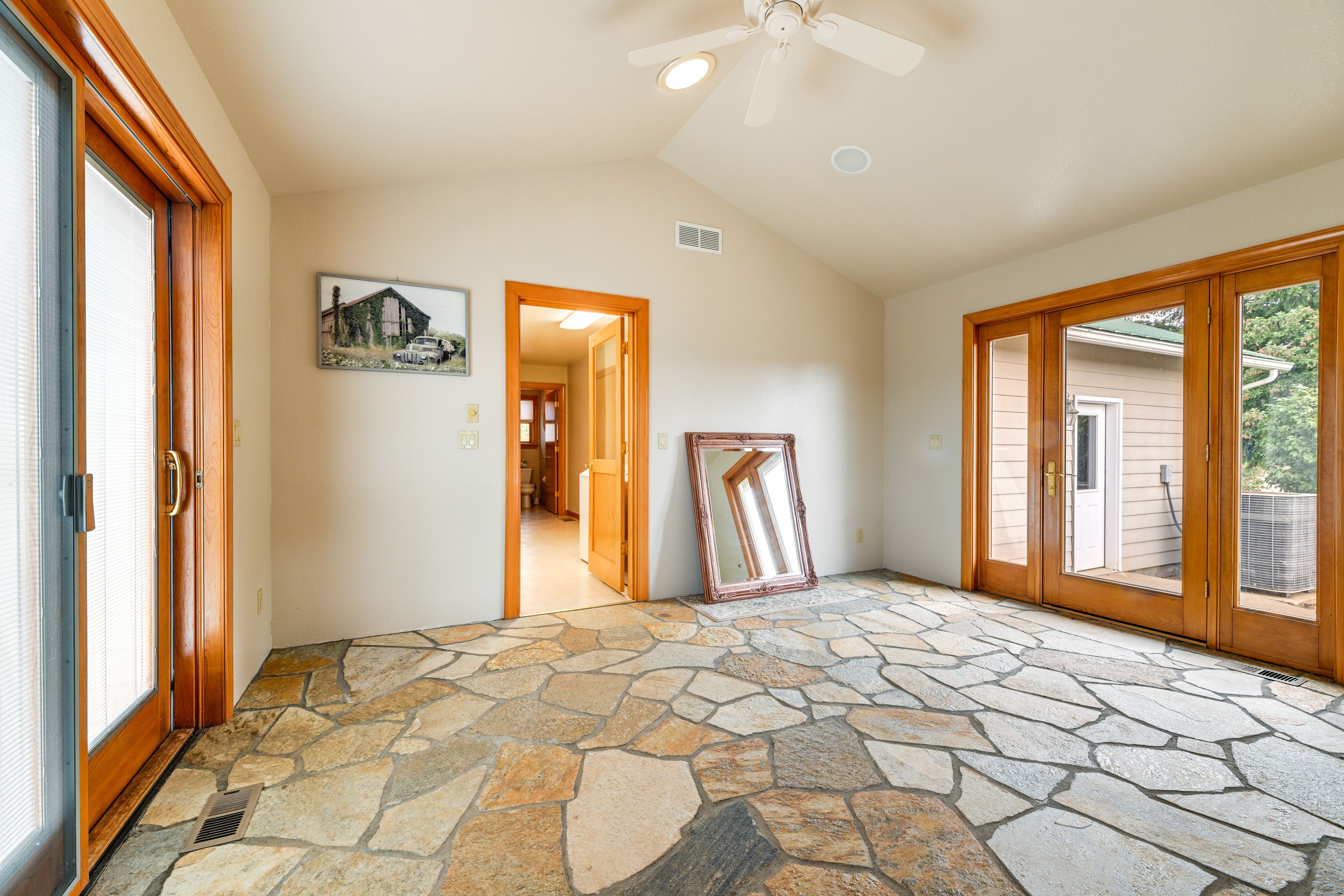 Foyer | Main Level