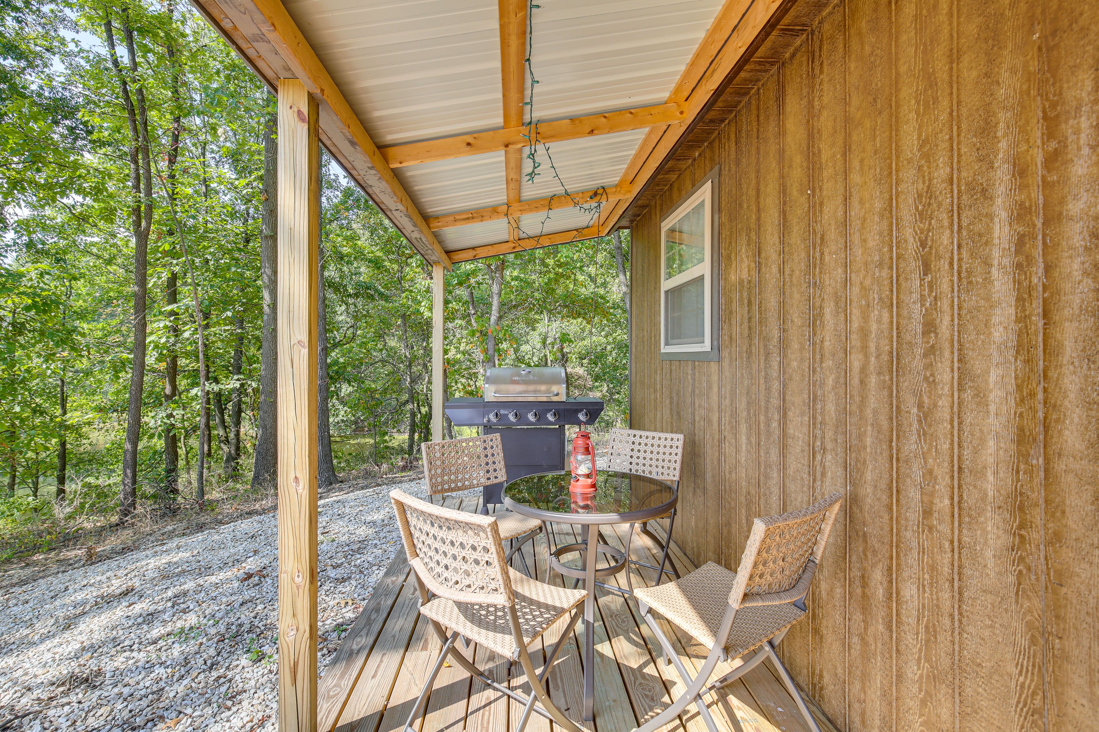 Private Patio | Gas Grill