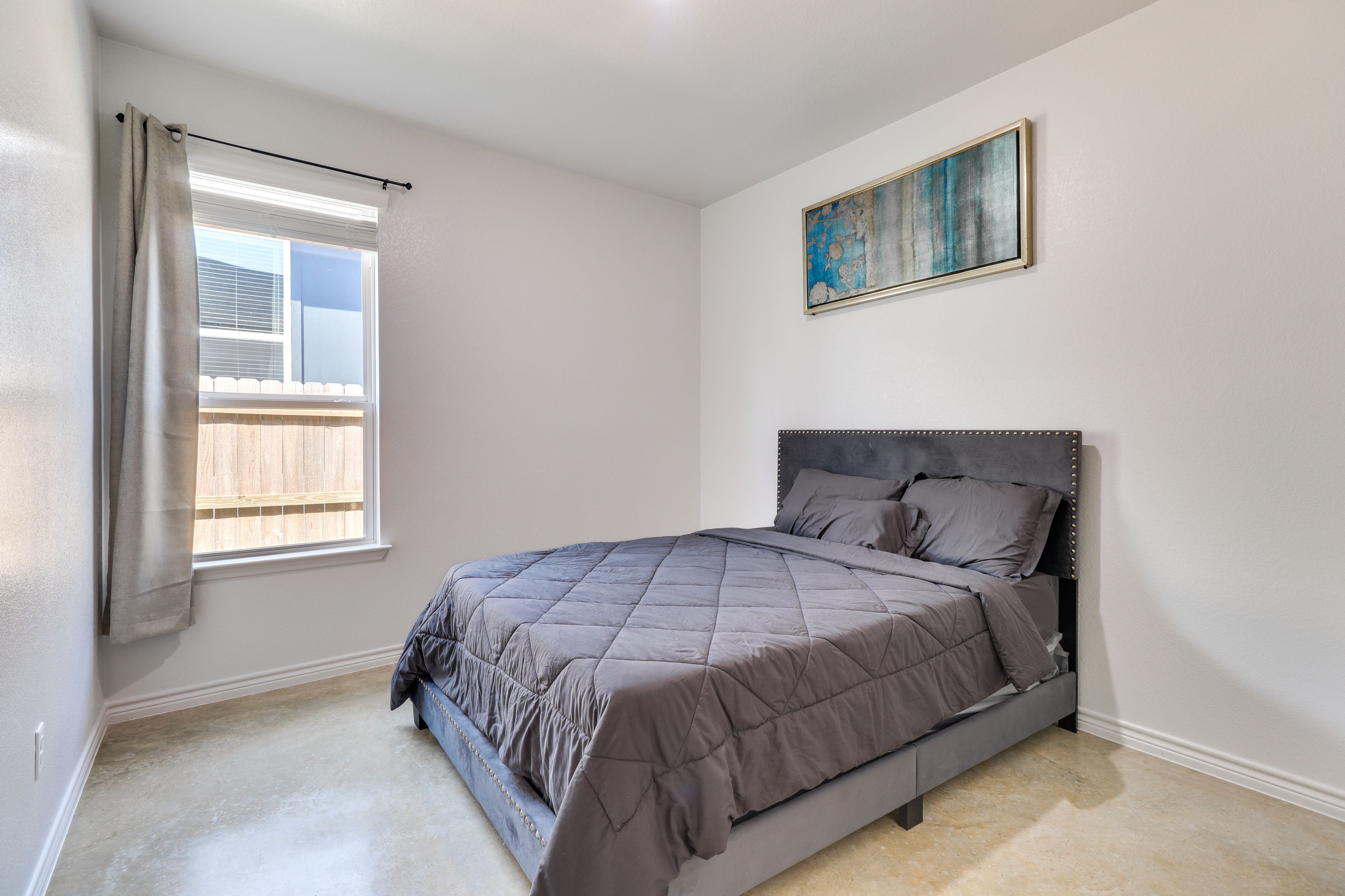 Bedroom 3 | Queen Bed