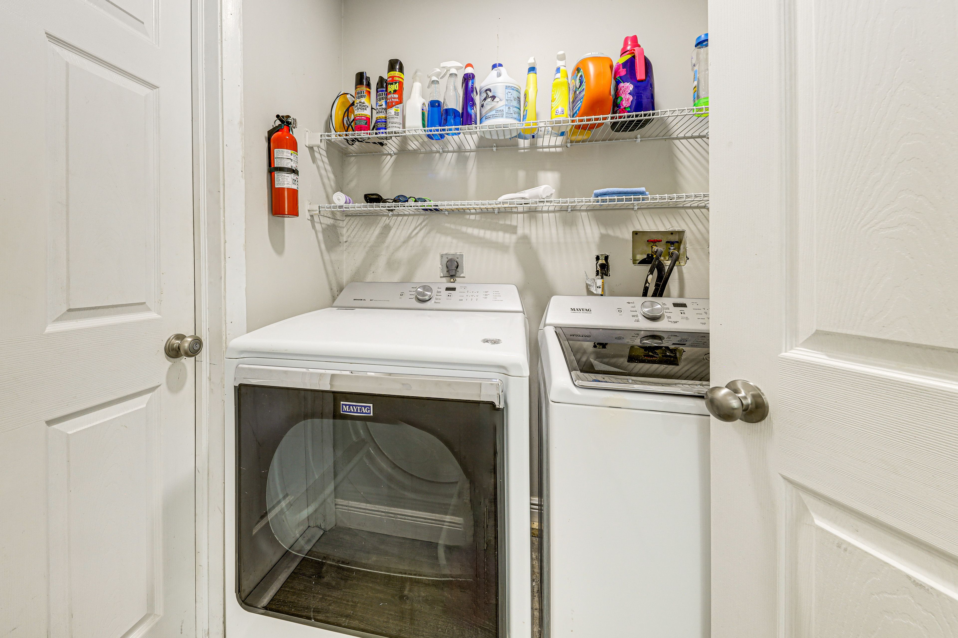 Washer/Dryer | Detergent Provided