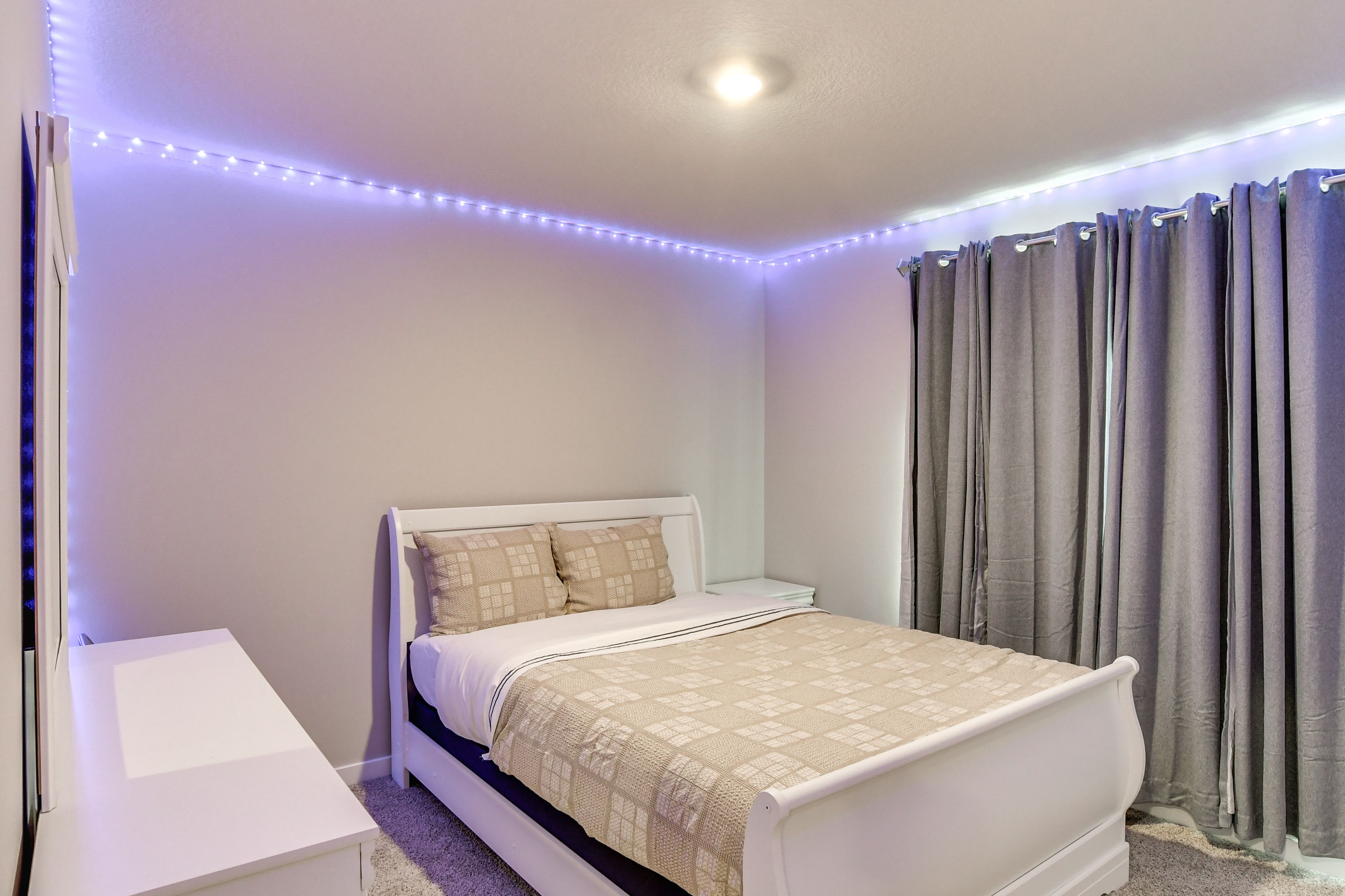 Bedroom 3 | Basement | Queen Bed