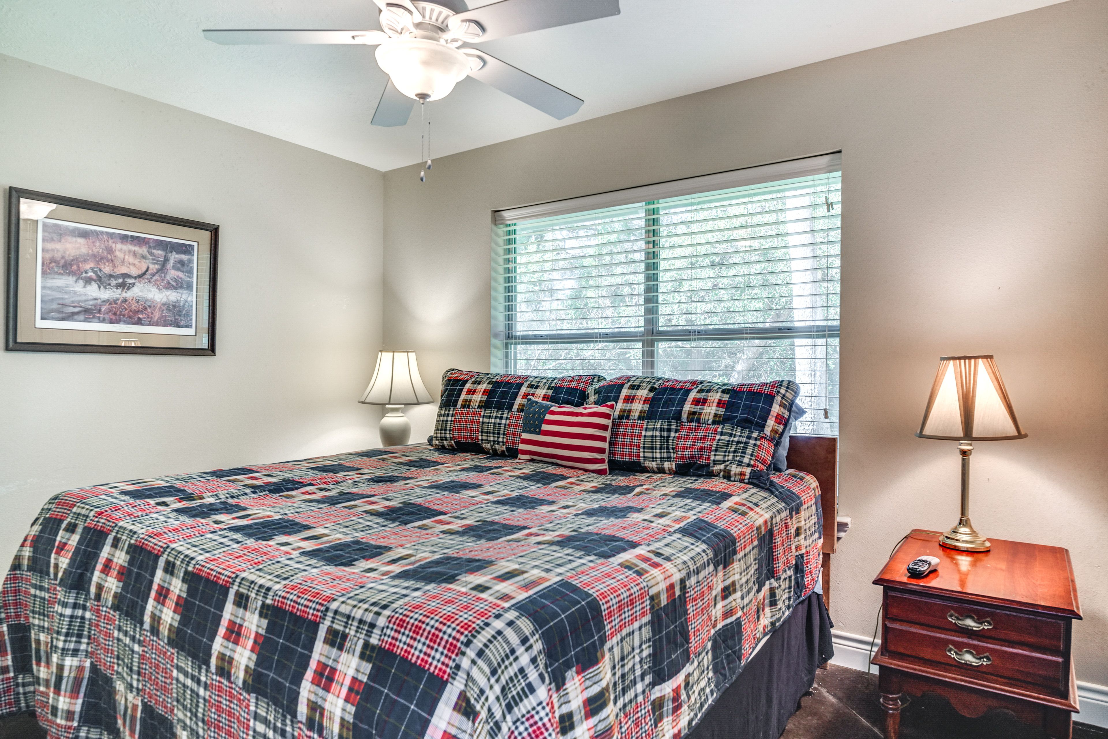 Bedroom 2 | 1st Floor | King Bed | Linens Provided