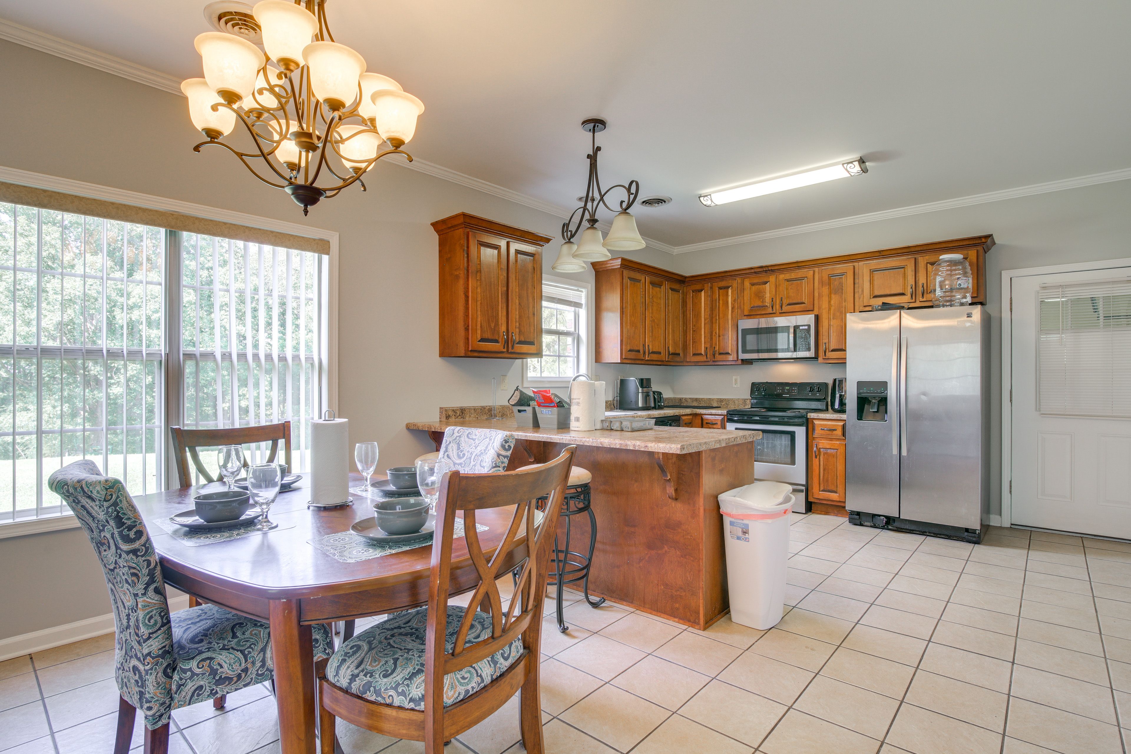 Dining Area | Kitchen | Cooking Basics