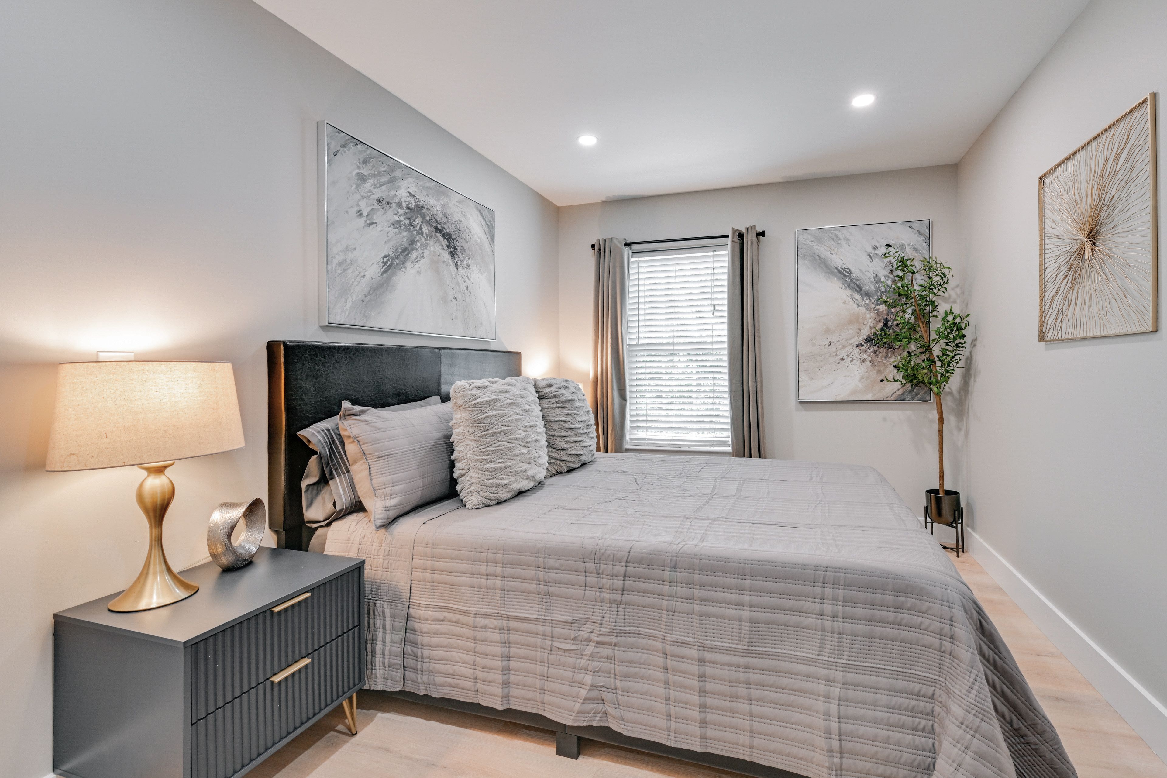 Bedroom 2 | Queen Bed | 2nd Floor