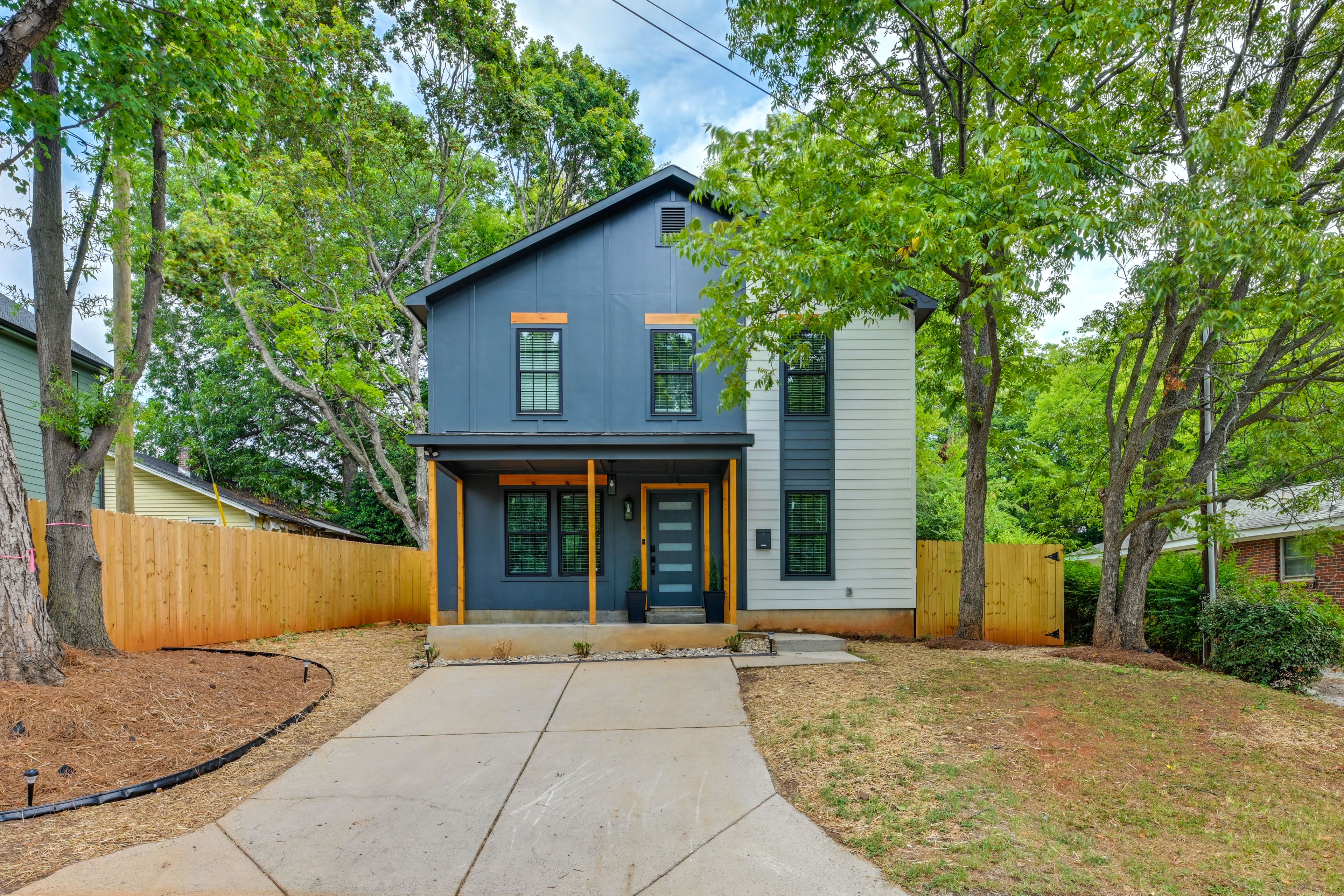 Exterior | 2-Story Home