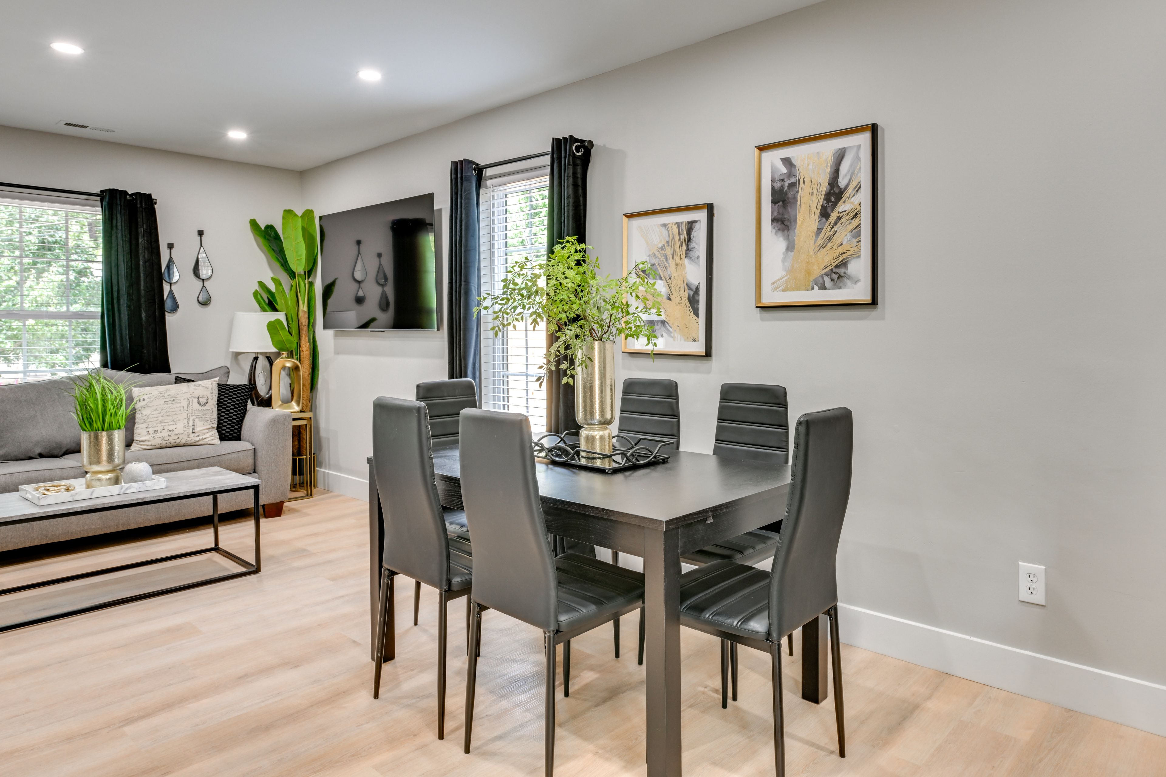 Dining Area | Dishware & Flatware Provided | 1st Floor