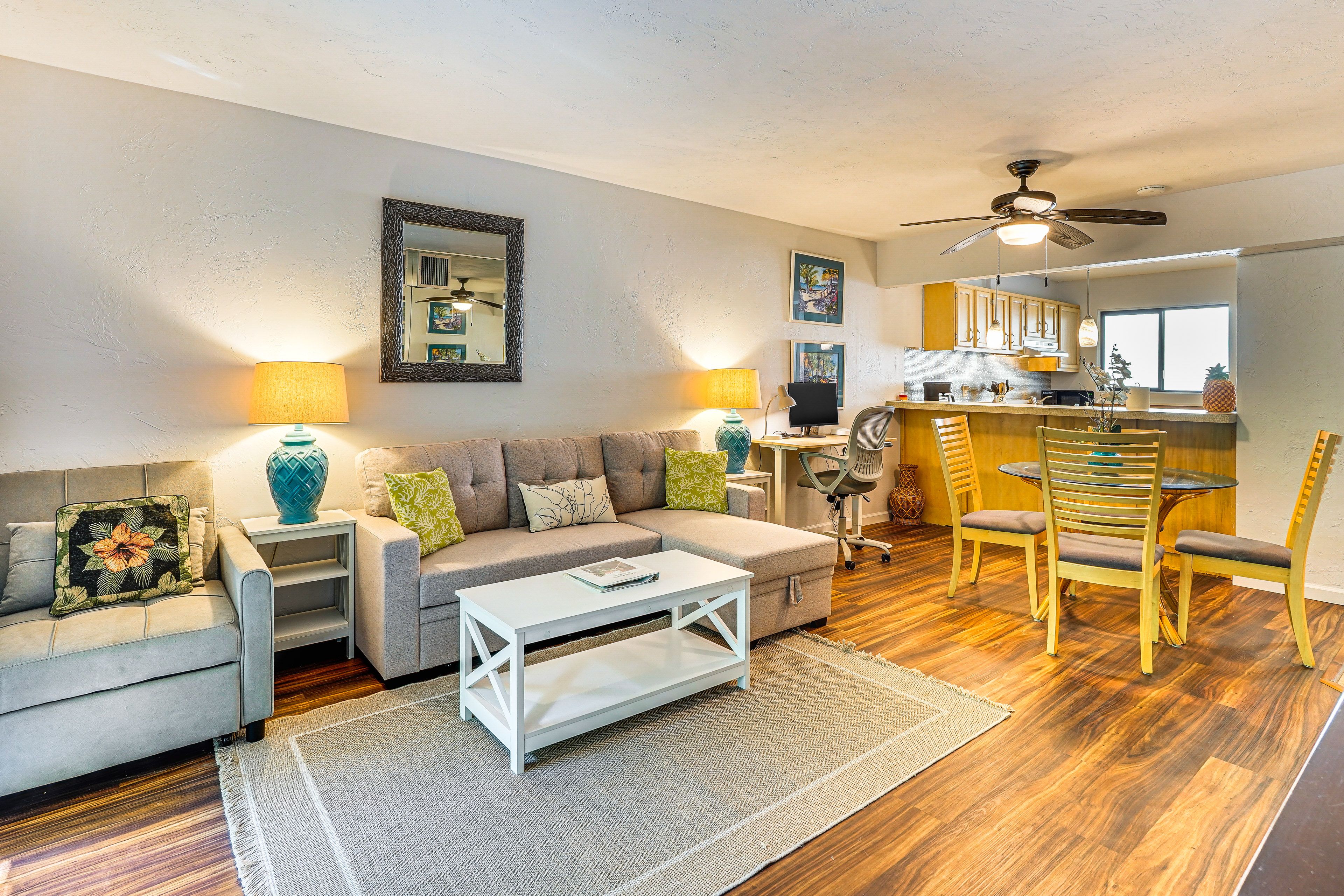 Living Room | Full Sleeper Sofa | Twin Sleeper Sofa | Smart TV | Free WiFi